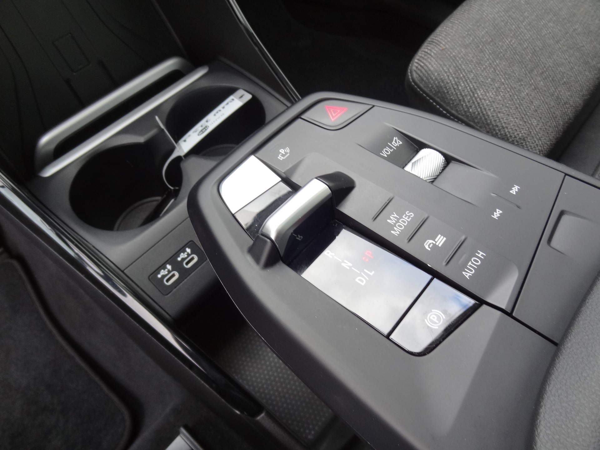 BMW 223d Active Tourer xDrive DKG-image-10
