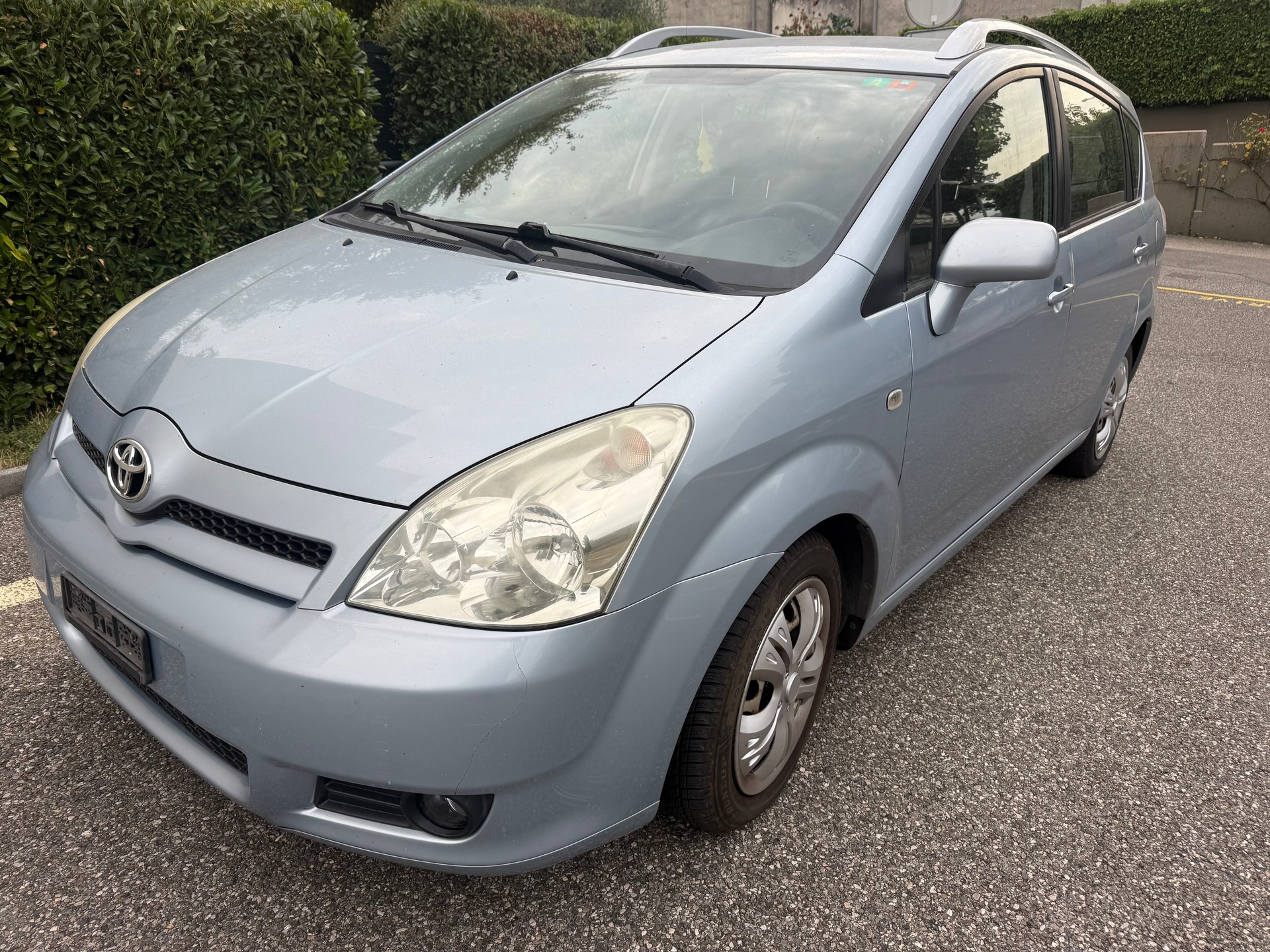 TOYOTA Corolla Verso 1.8 Linea Luna-image-0