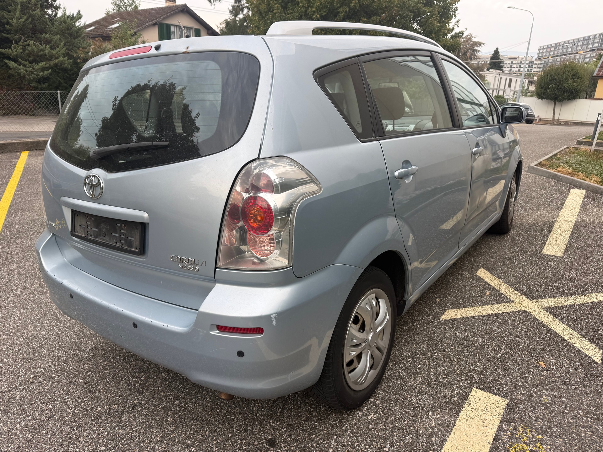 TOYOTA Corolla Verso 1.8 Linea Luna-image-2