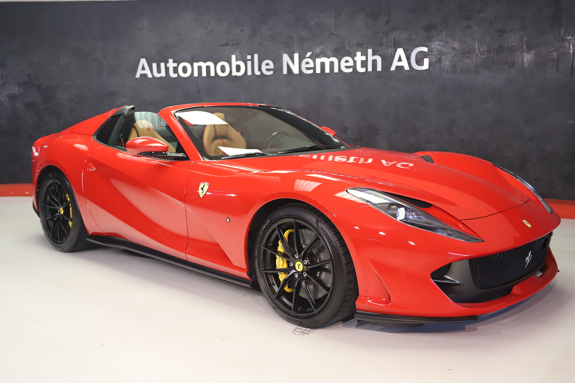 FERRARI 812 GTS-image-0
