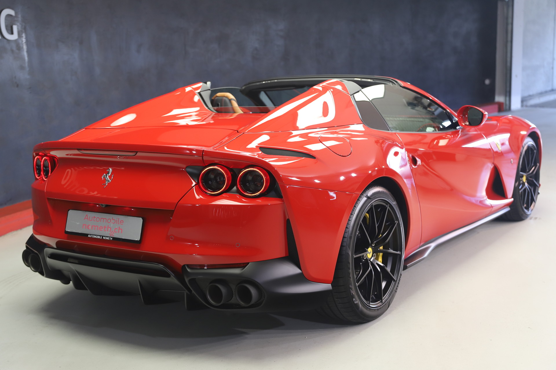 FERRARI 812 GTS-image-2