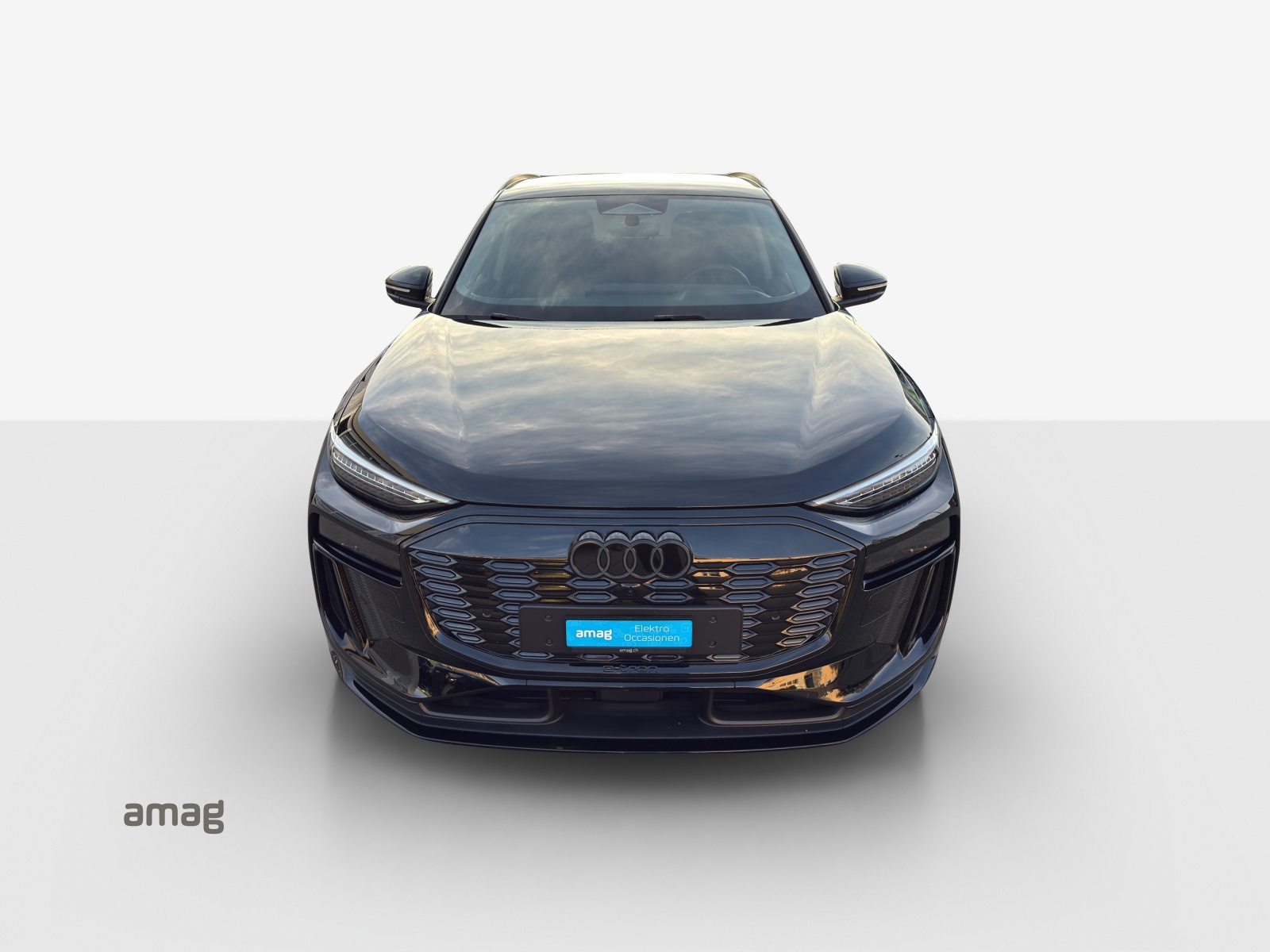 AUDI Q6 e-tron quattro-image-6