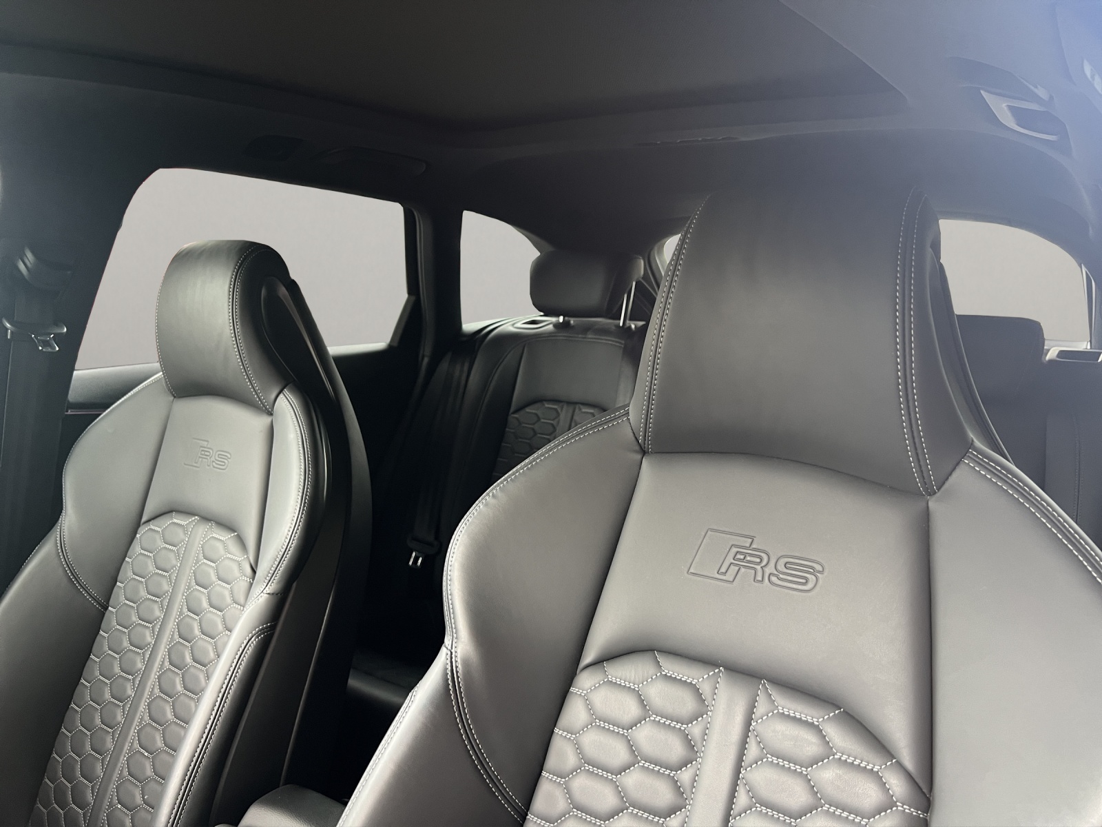 AUDI RS4 Avant 2.9 V6 TFSI quattro Competition plus-image-9