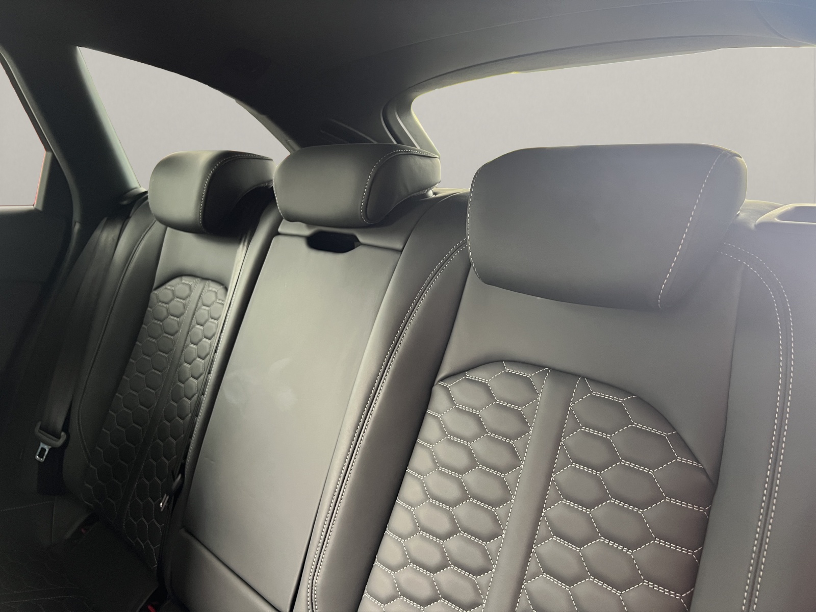 AUDI RS4 Avant 2.9 V6 TFSI quattro Competition plus-image-13