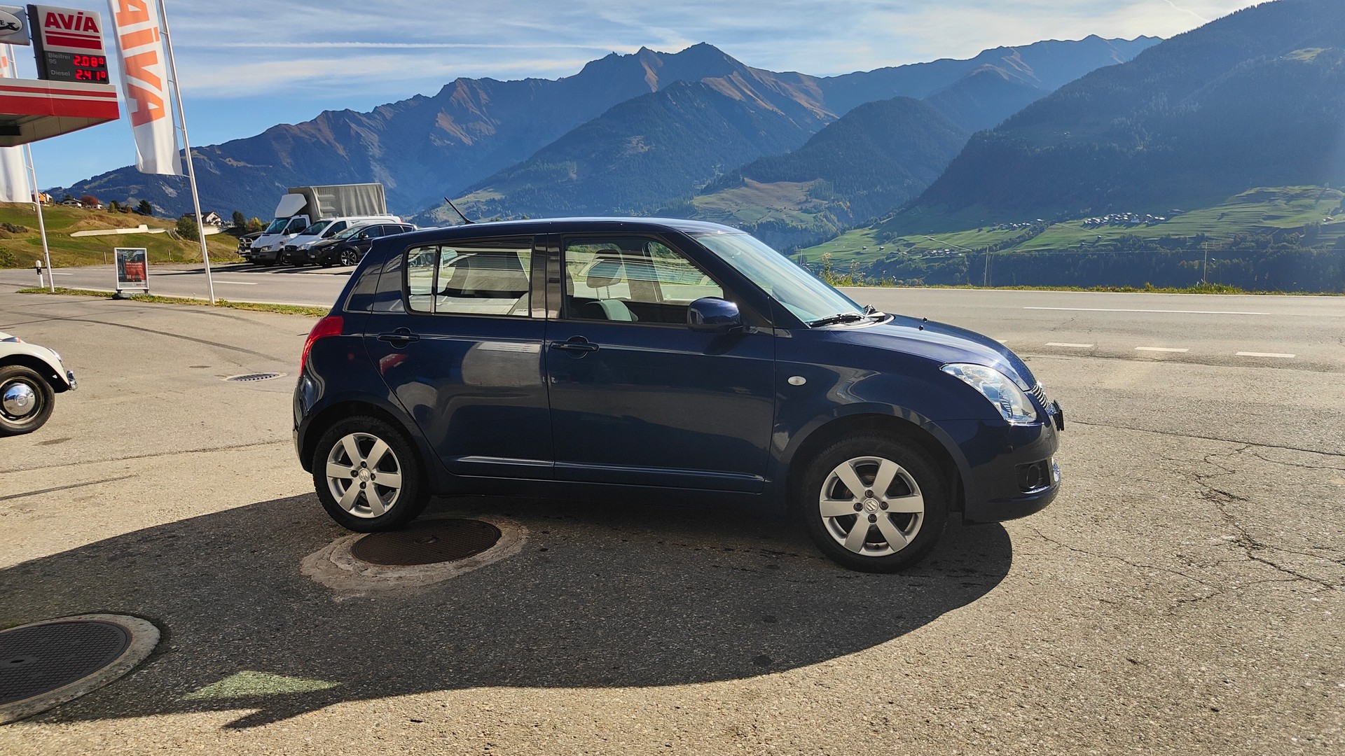 SUZUKI Swift 1.3i 16V GL Top Piz Sulai LE 4x4-image-2