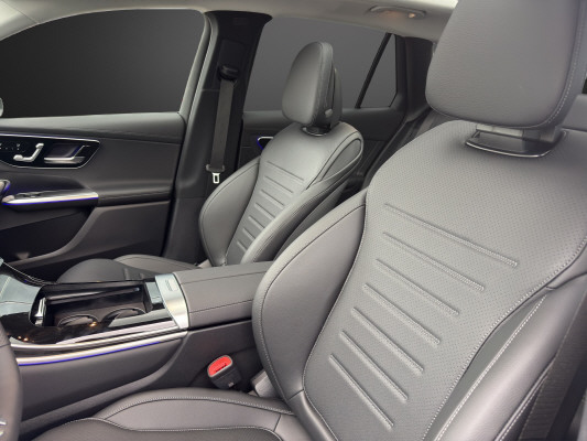MERCEDES-BENZ GLC 400 e 4M EQ Star-image-6