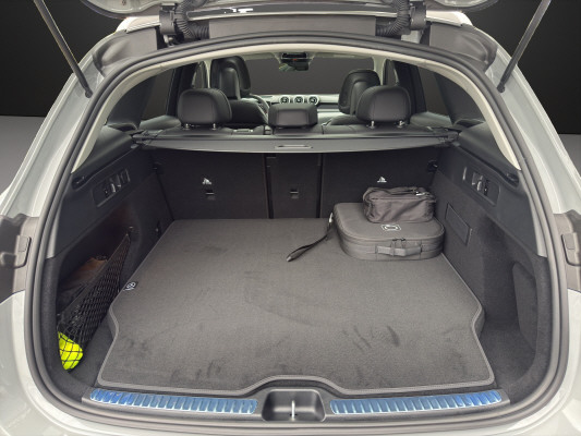 MERCEDES-BENZ GLC 400 e 4M EQ Star-image-10