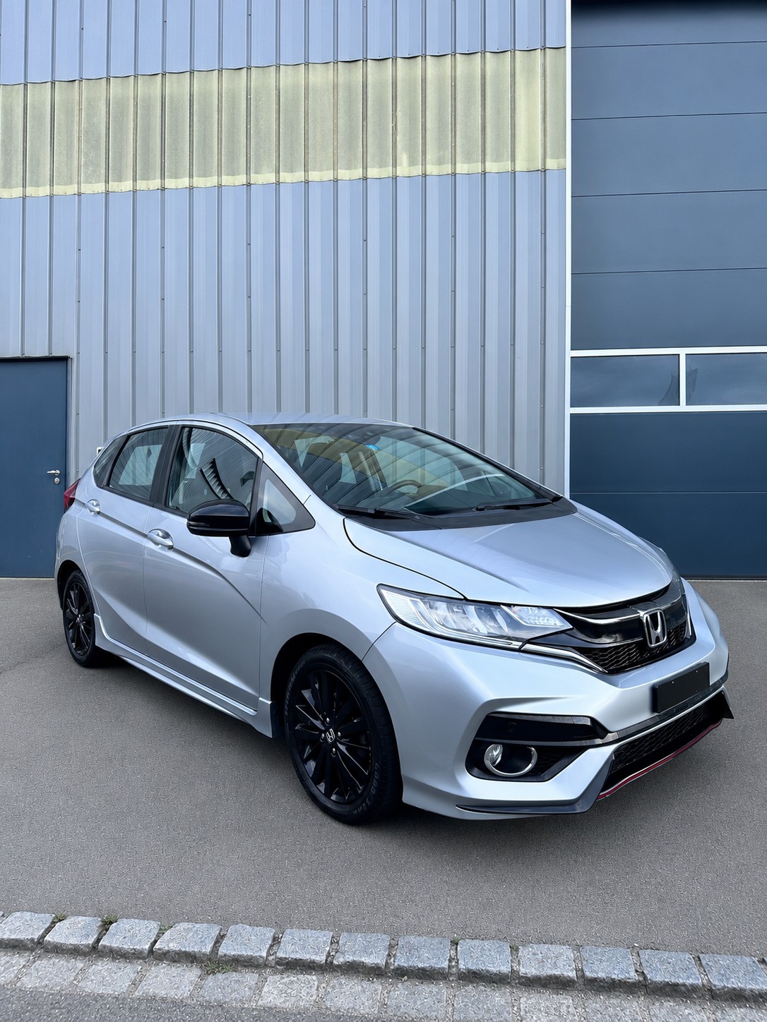 HONDA Jazz 1.5i-VTEC Dynamic-image-2