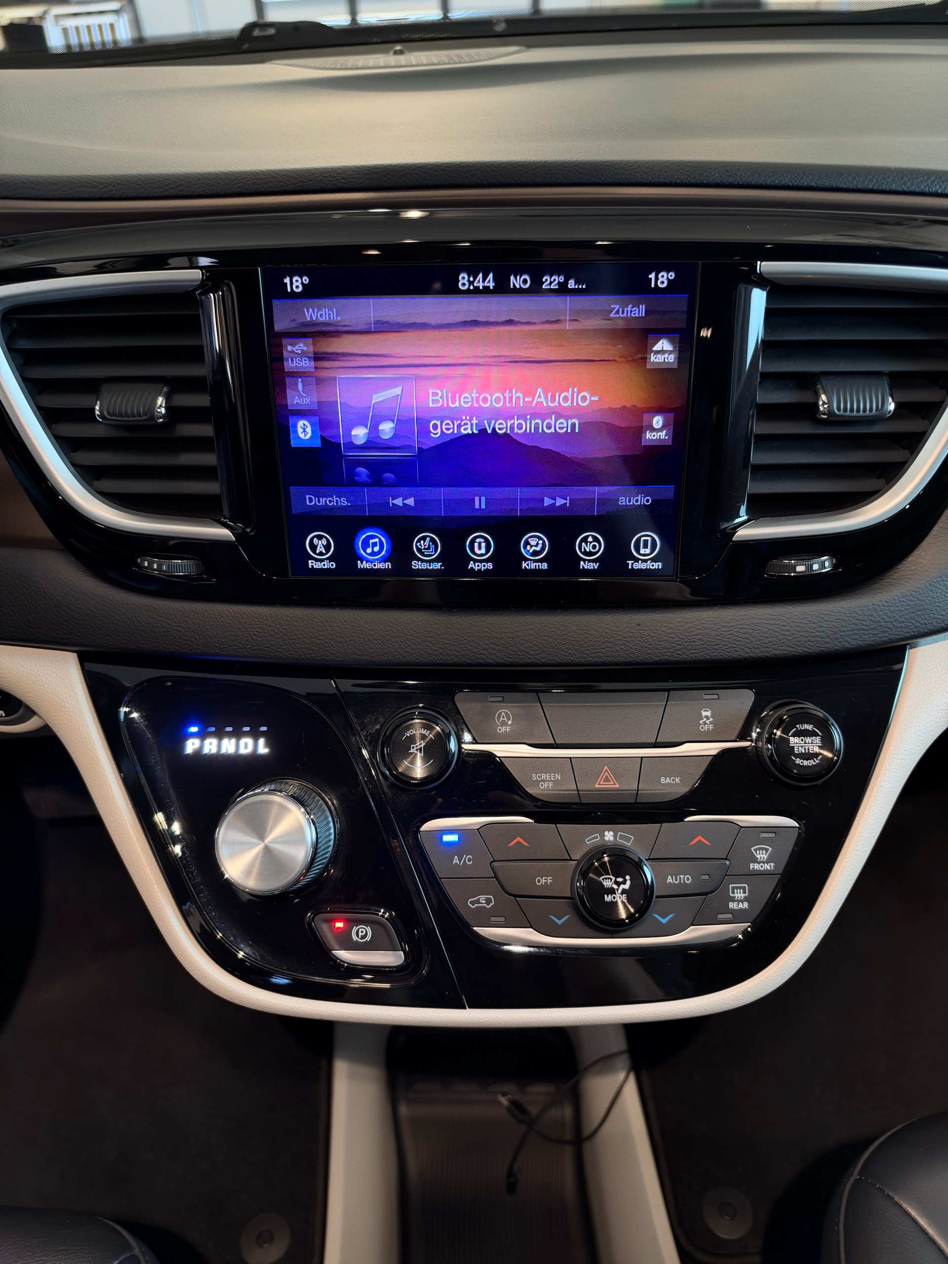 CHRYSLER 3.6 V6 Limited-image-14