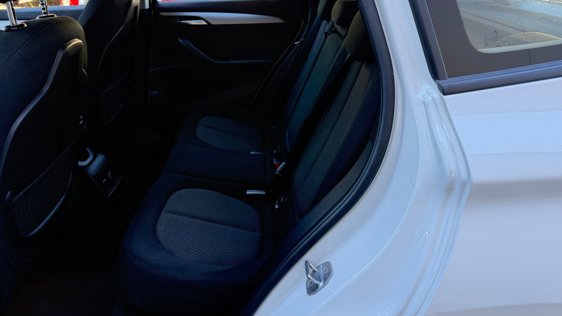 BMW X1 xDrive 18d Steptronic-image-8