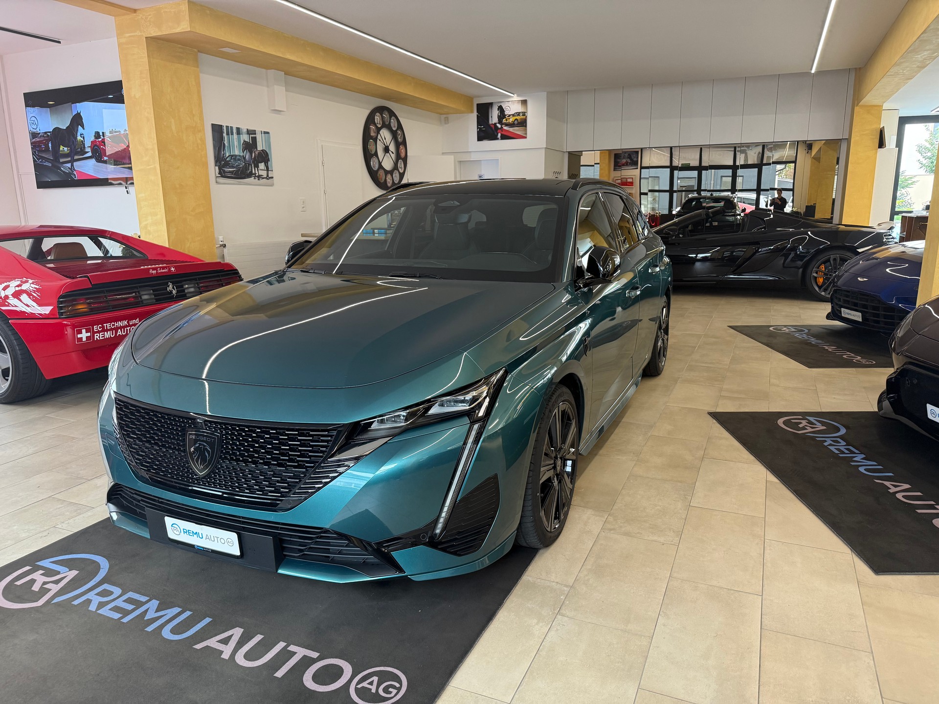 PEUGEOT 308 SW 1.6 PHEV 225 GT Pack-image-7