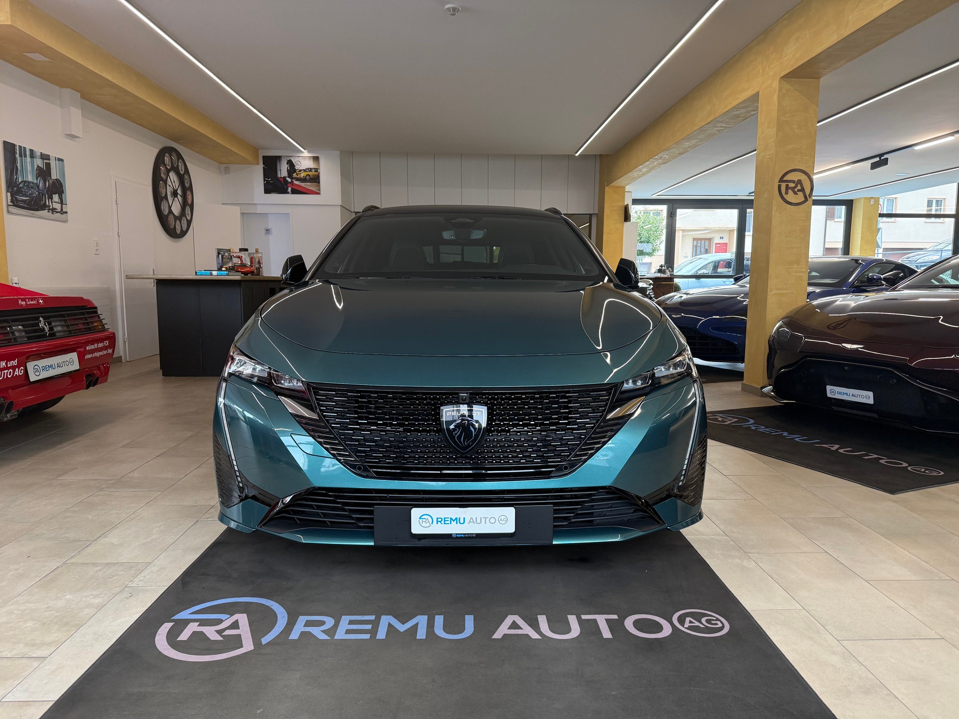 PEUGEOT 308 SW 1.6 PHEV 225 GT Pack-image-8