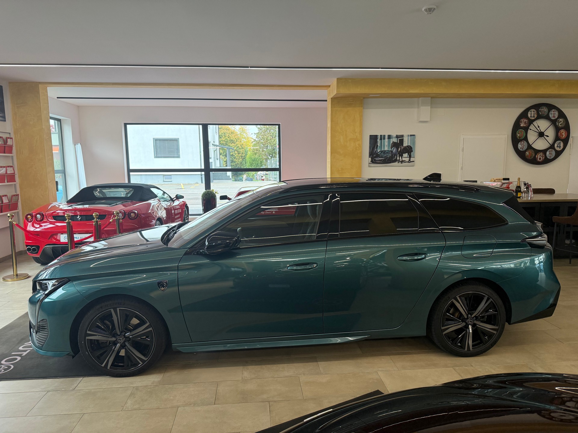 PEUGEOT 308 SW 1.6 PHEV 225 GT Pack-image-6