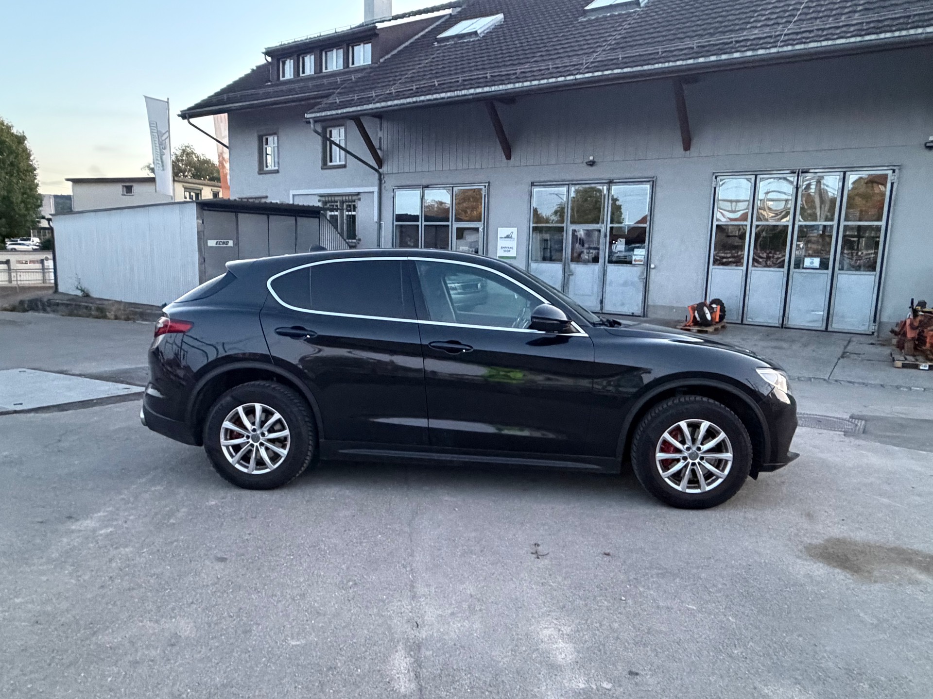 ALFA ROMEO Stelvio 2.0 Super Q4 Automatic-image-4
