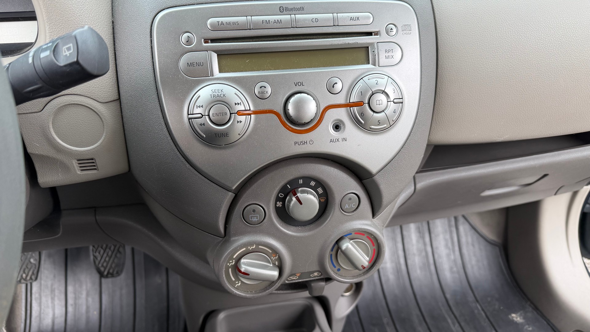 NISSAN Micra 1.2 tekna-image-7
