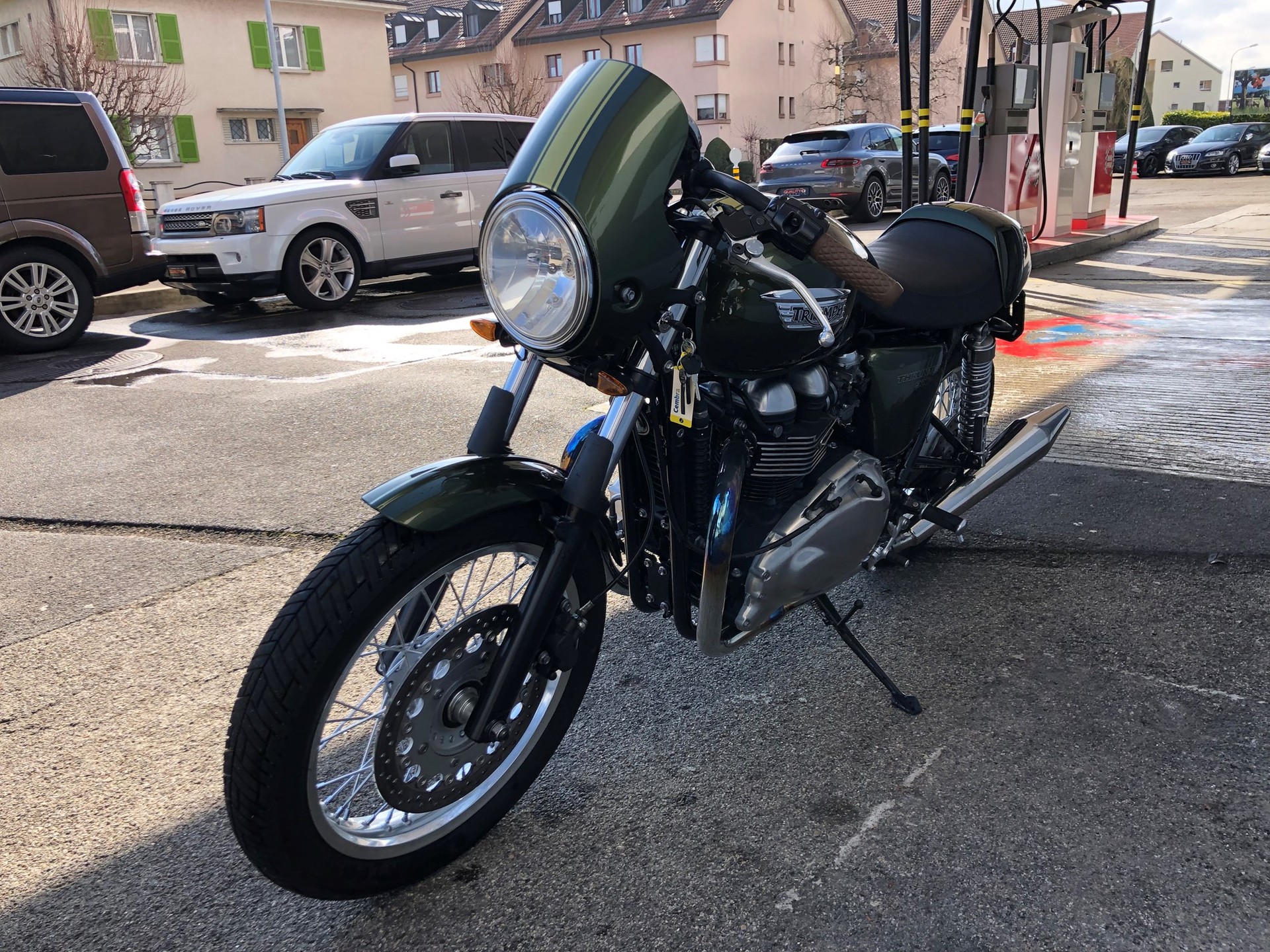 TRIUMPH Thruxton 900 i-image-2
