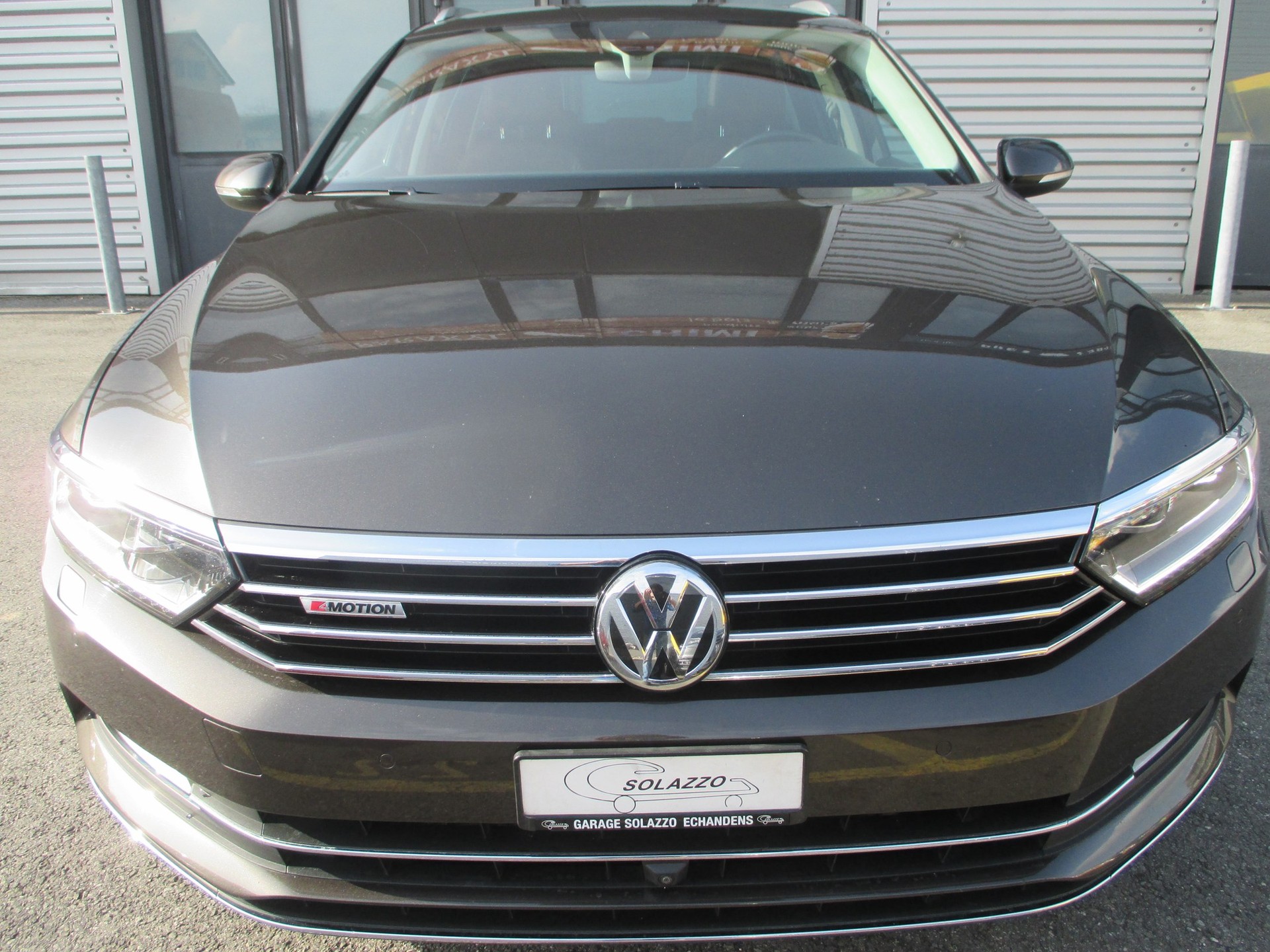 VW Passat Variant 2.0 TDI BMT High. DSG 4Motion-image-2