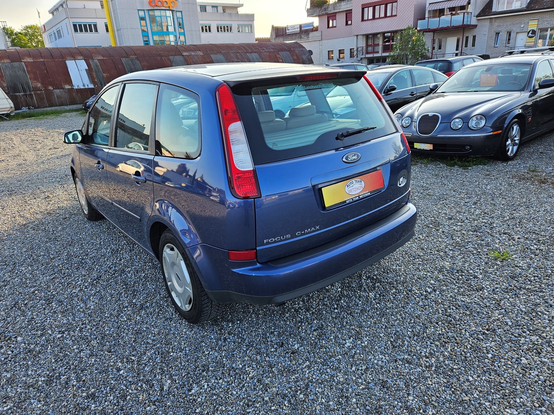 FORD Focus C-Max 2.0 Ghia-image-7
