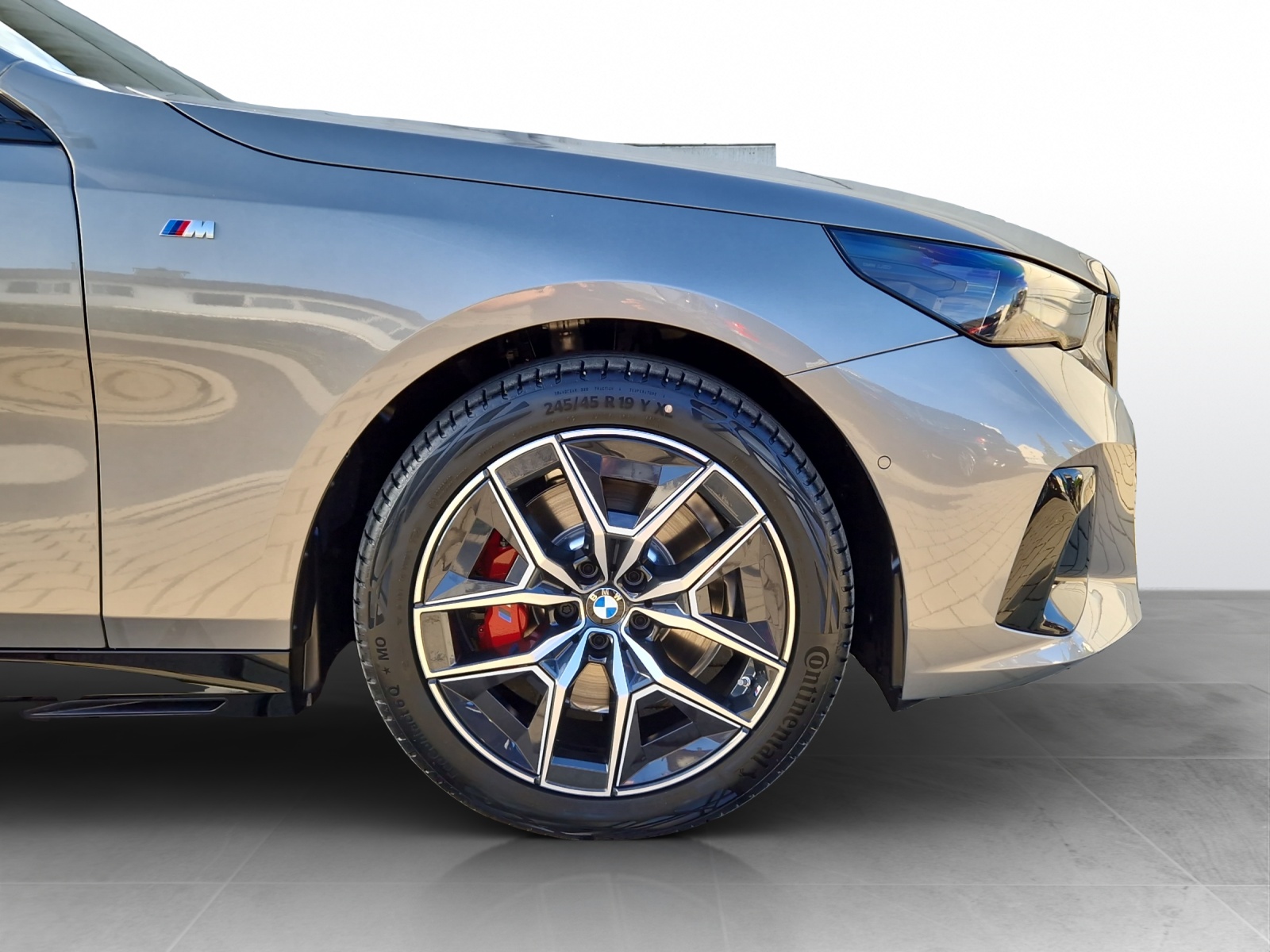 BMW 520d xDrive 48V Touring M Sport Pro Steptronic-image-5