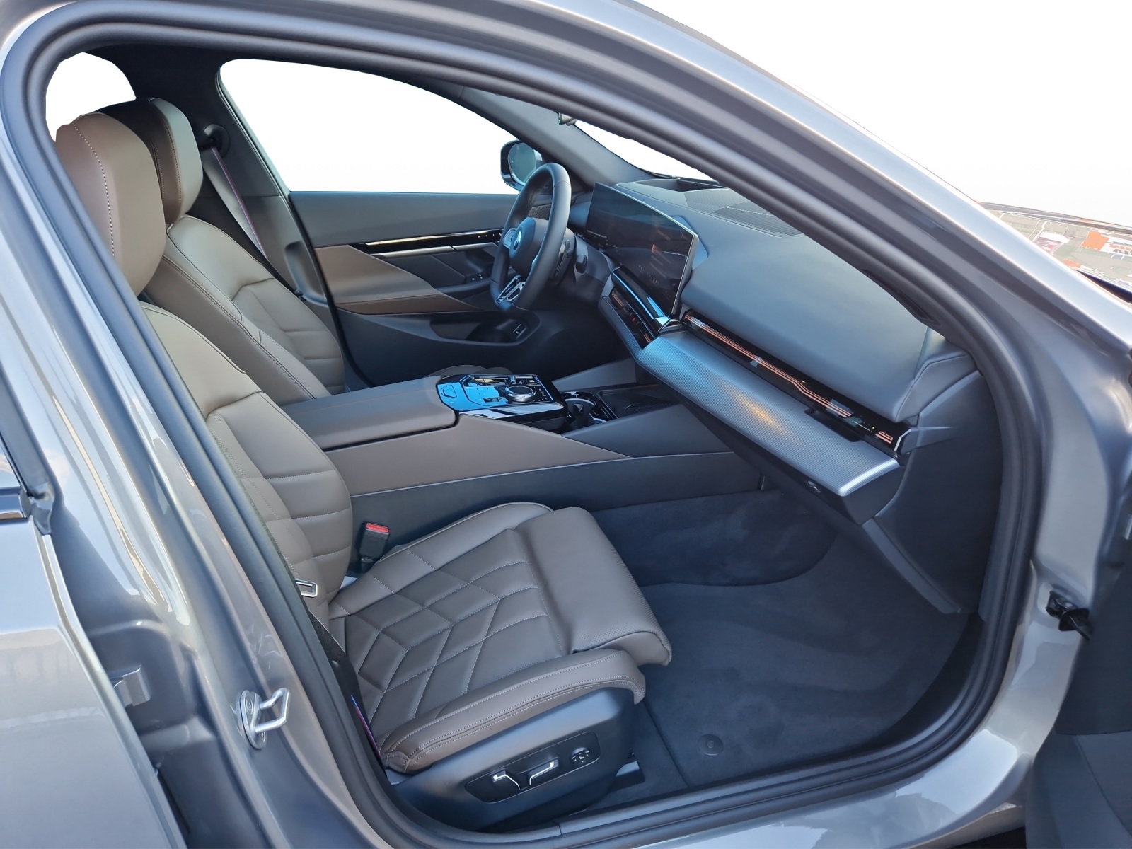 BMW 520d xDrive 48V Touring M Sport Pro Steptronic-image-7