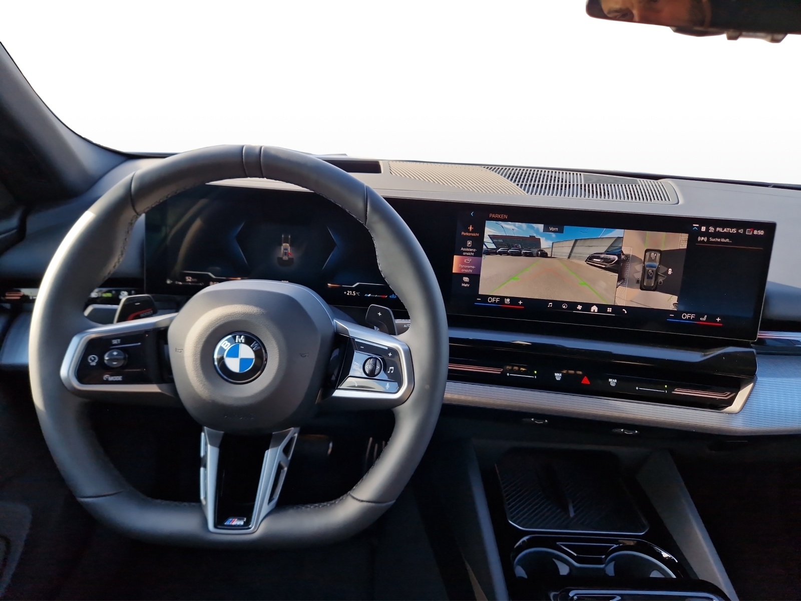 BMW 520d xDrive 48V Touring M Sport Pro Steptronic-image-13