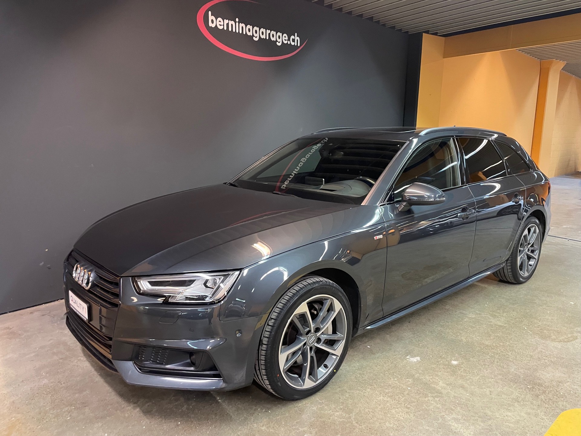 AUDI A4 Avant 2.0 TFSI Tiptronic-image-0