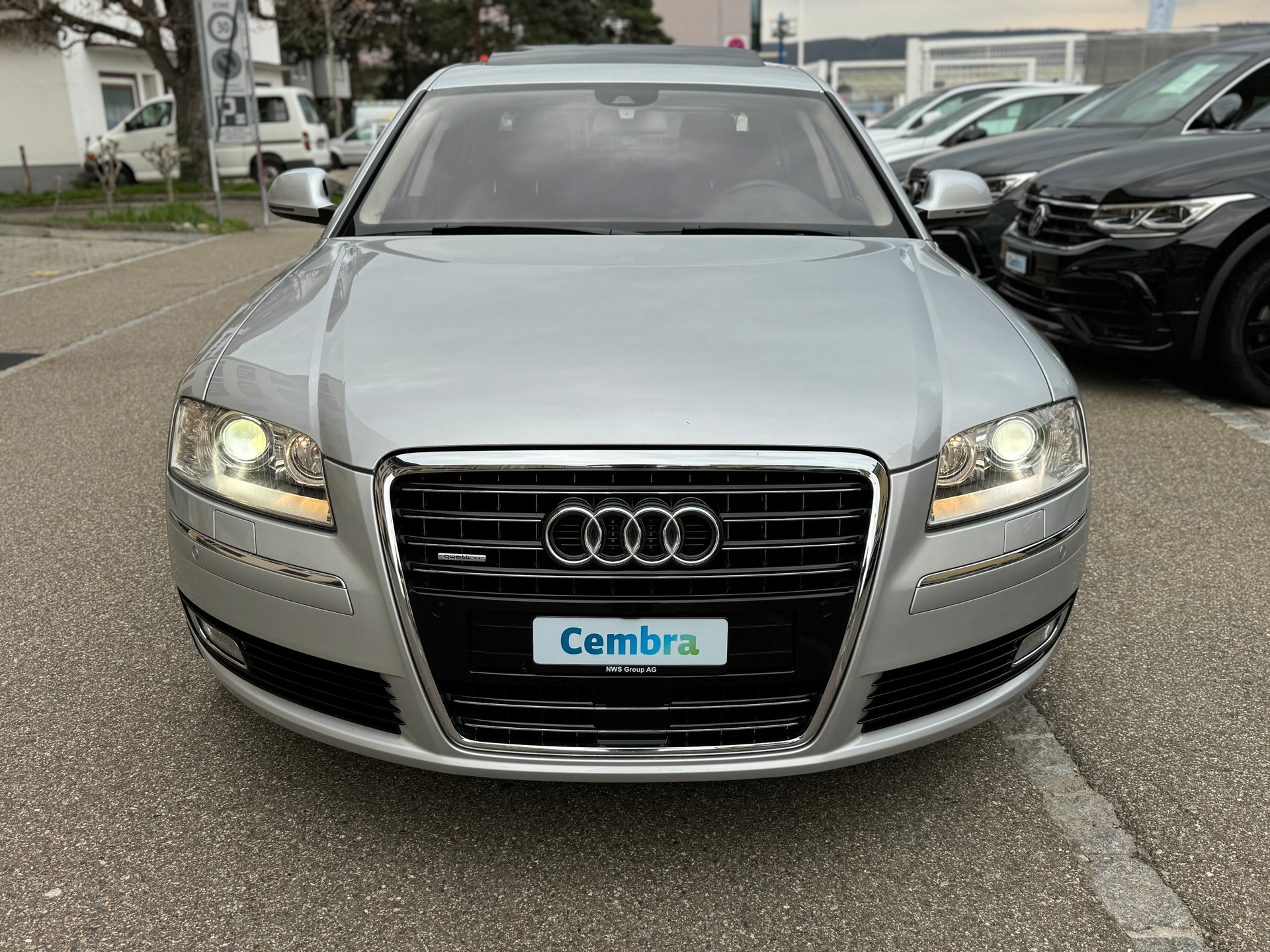 AUDI A8 L 4.2 TDI quattro tiptronic-showroom-element-1