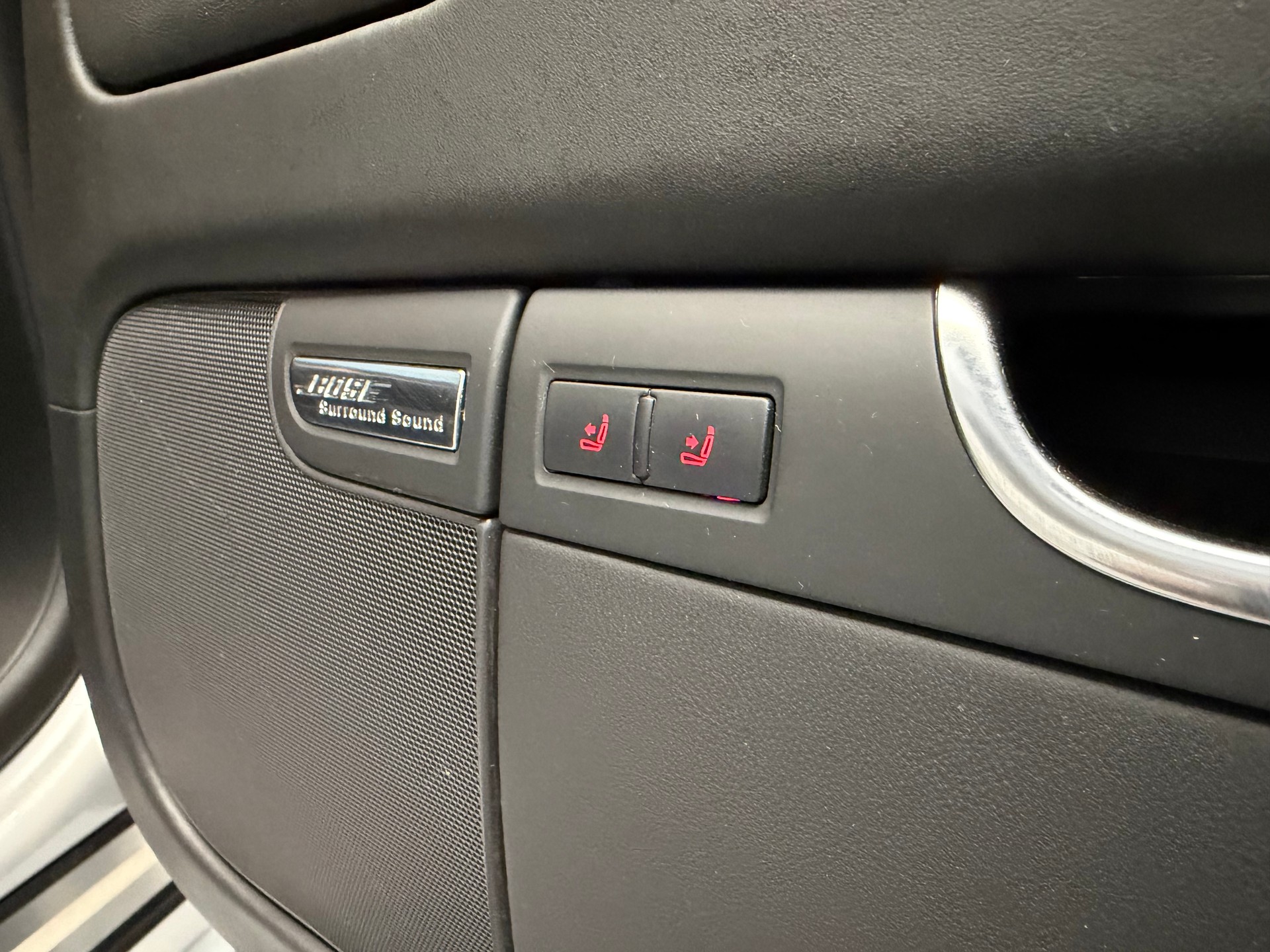 AUDI A8 L 4.2 TDI quattro tiptronic-image-31