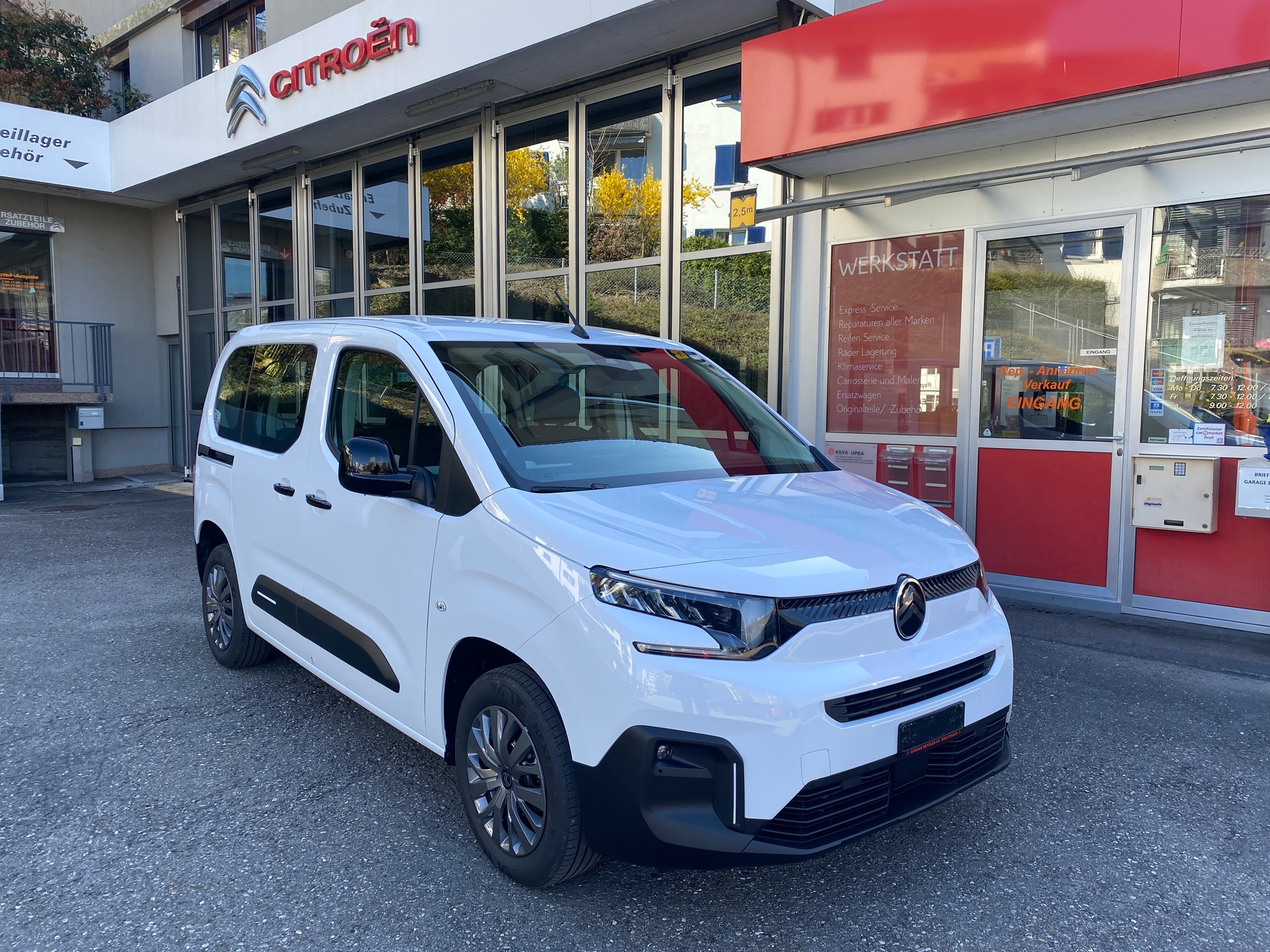 CITROEN Berlingo 1.2i PureTech You-image-2