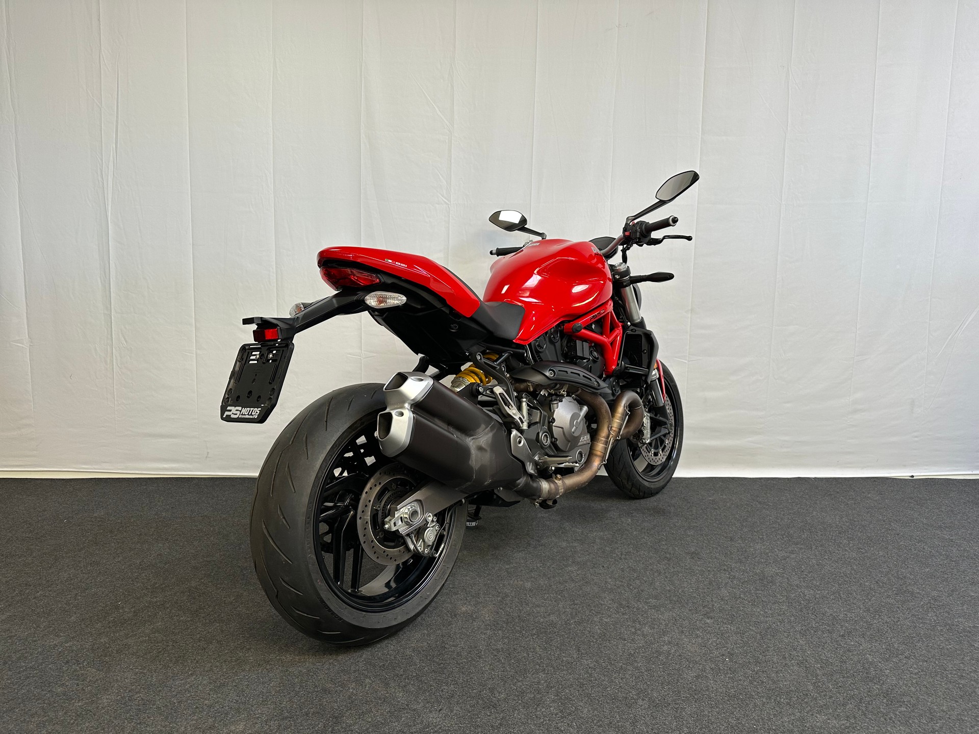 DUCATI Monster 821-image-5
