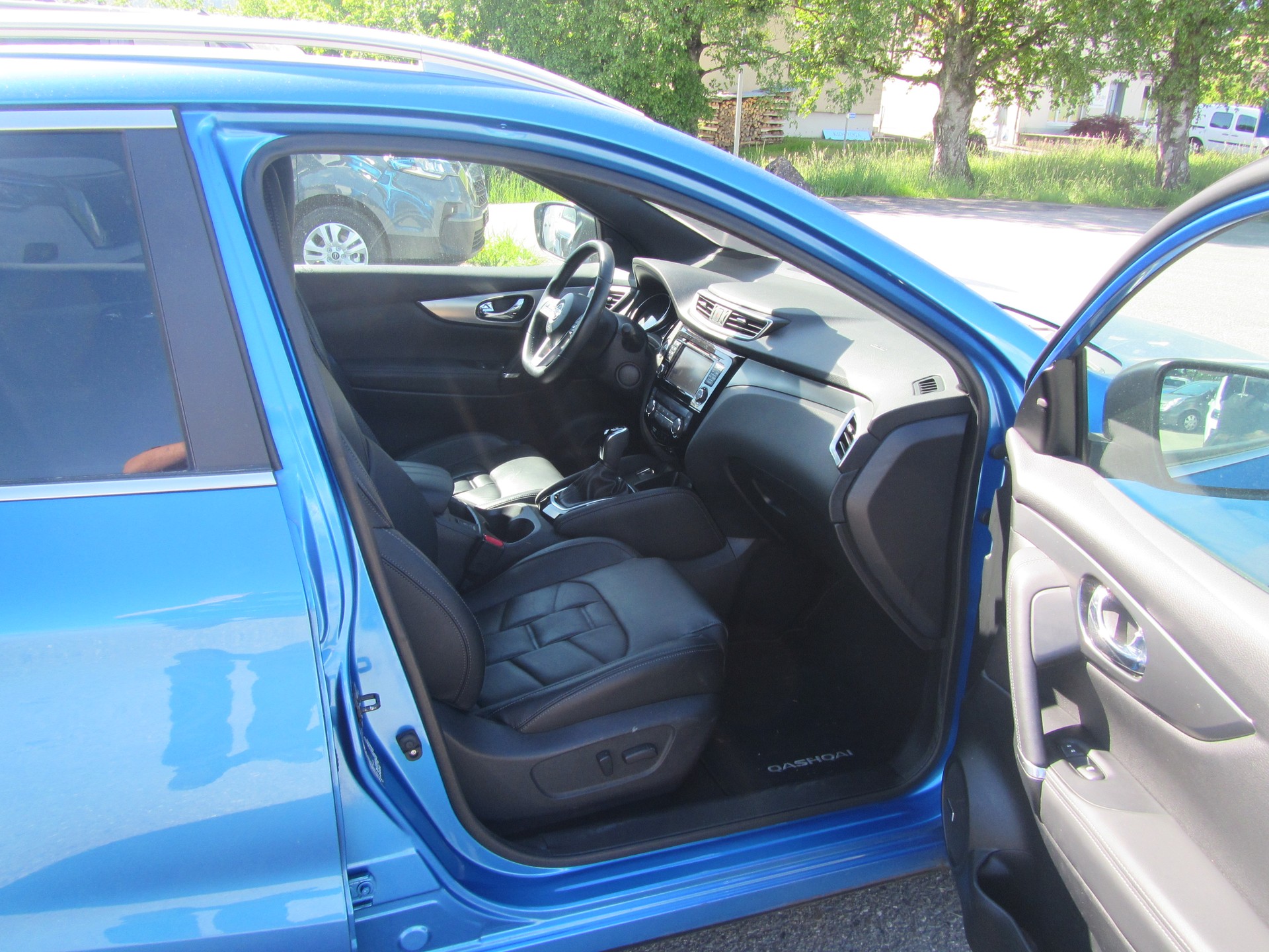 NISSAN Qashqai 1.6 dCi tekna Xtronic CVT-image-4