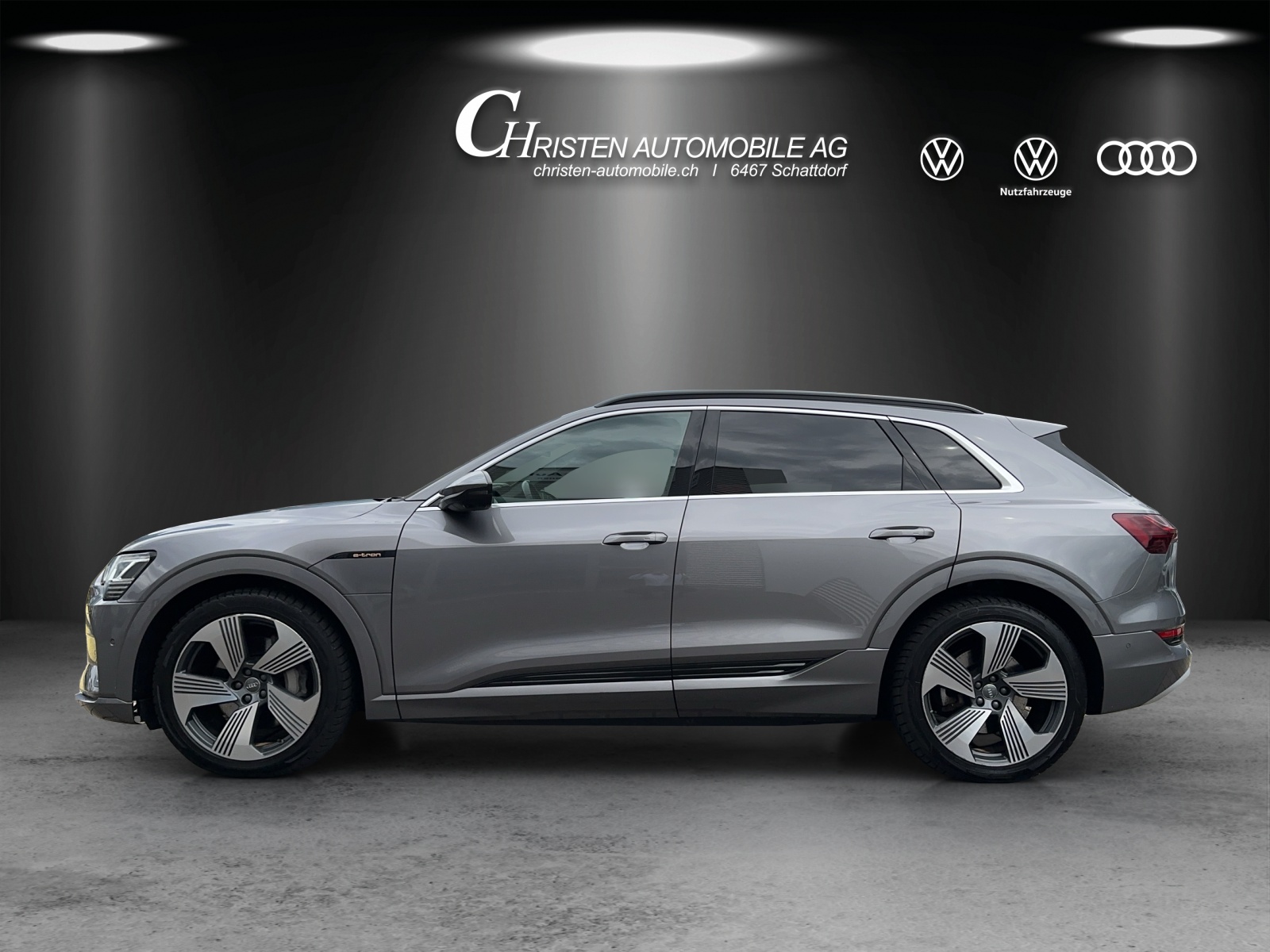 AUDI e-tron 55 Advanced quattro-image-1