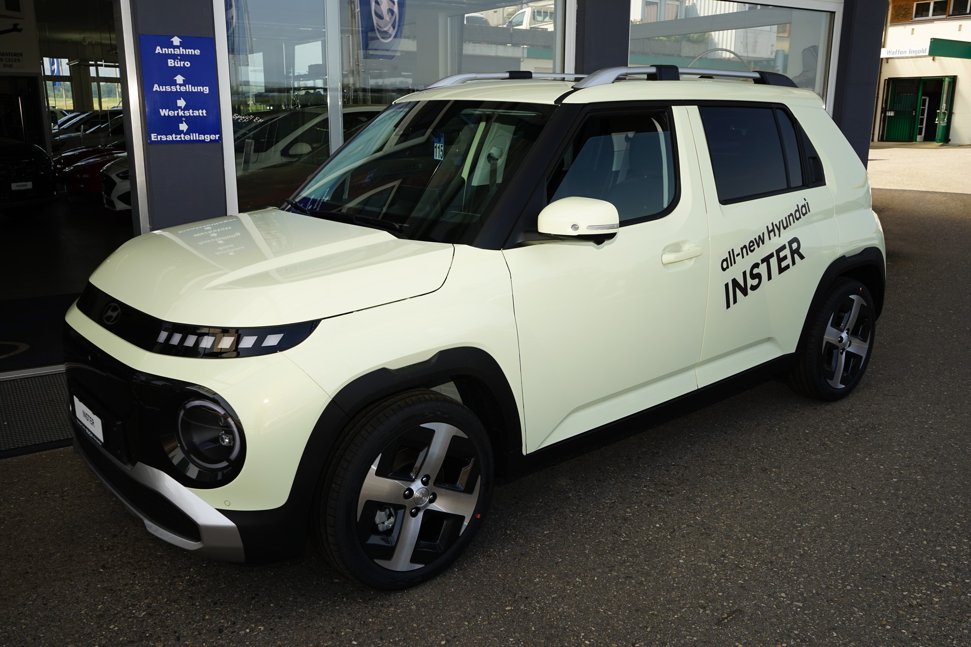 HYUNDAI Inster 49kWh Vertex-image-0