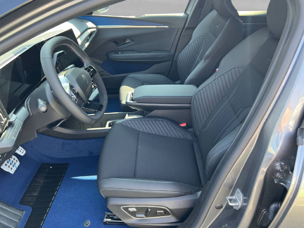 RENAULT Mégane E-Tech esprit Alpine-image-3