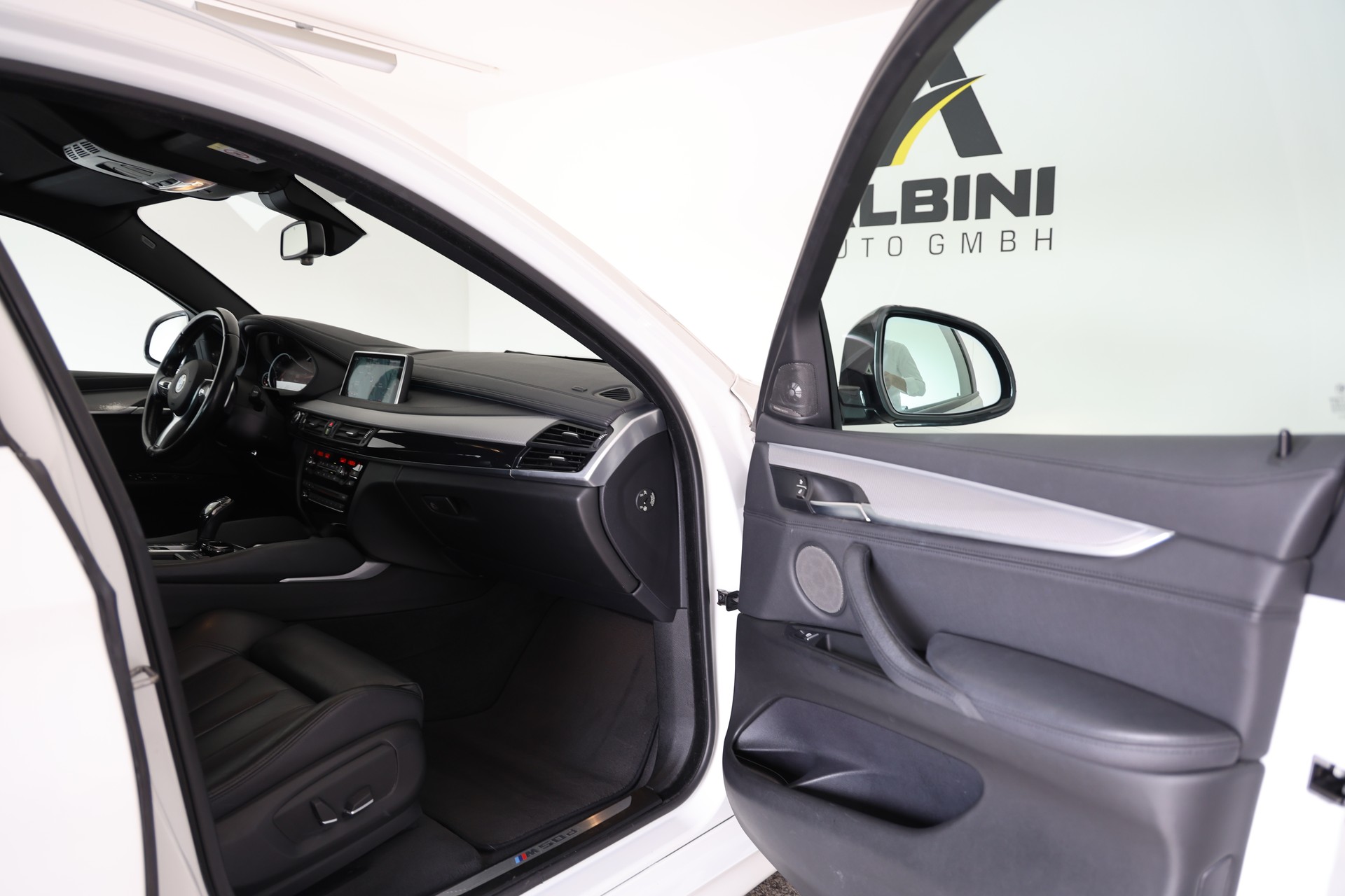 BMW X6 M50d Steptronic-image-11