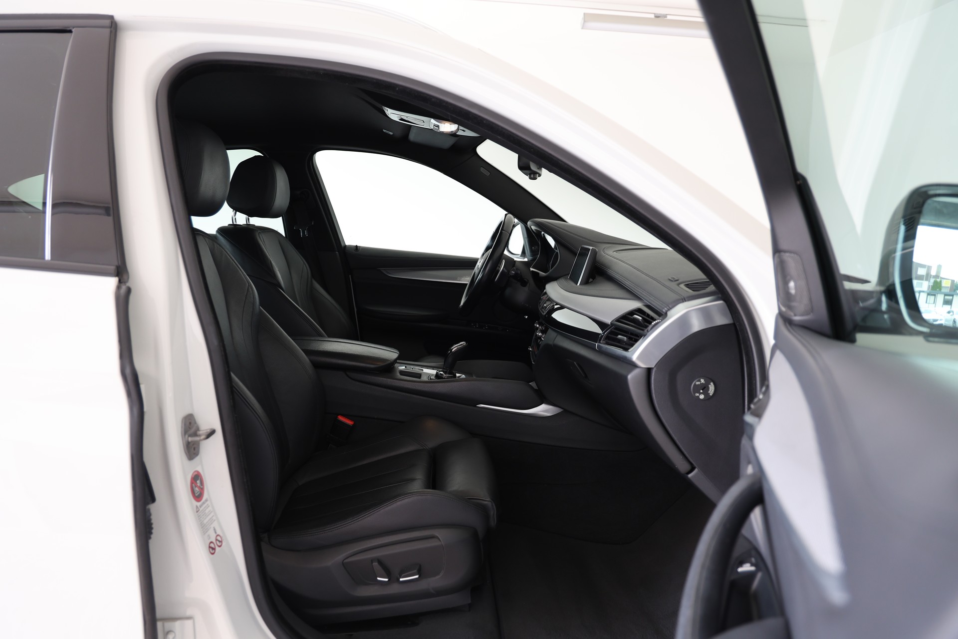 BMW X6 M50d Steptronic-image-12