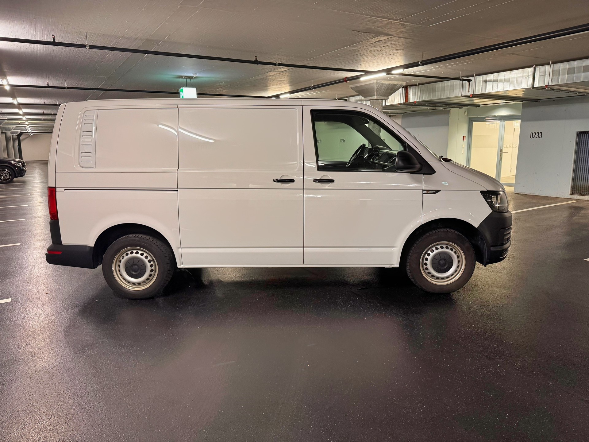 VW T6 2.0 TDI 4Motion-image-2