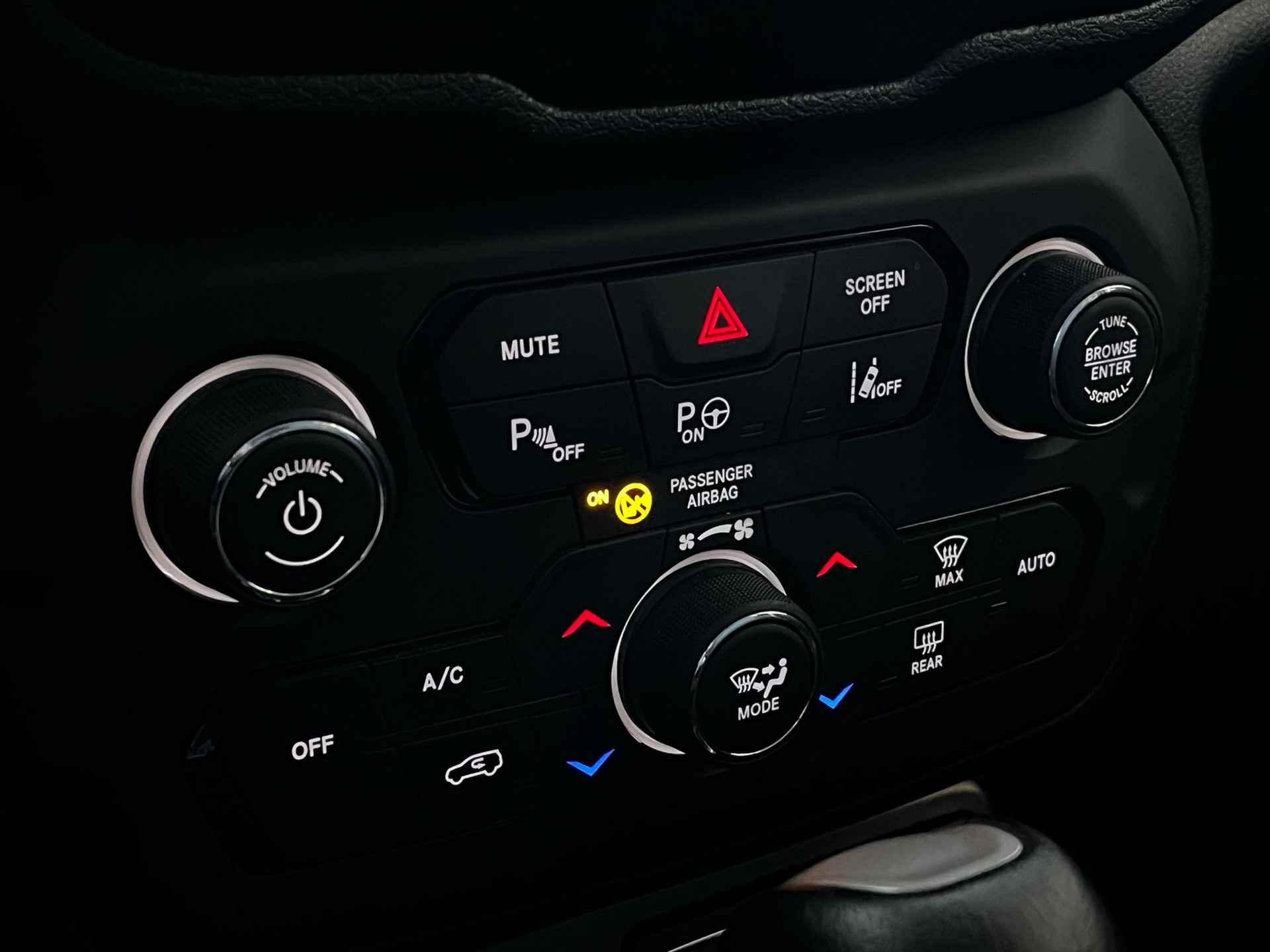 JEEP Renegade 1.3 GSE Turbo Limited-image-20
