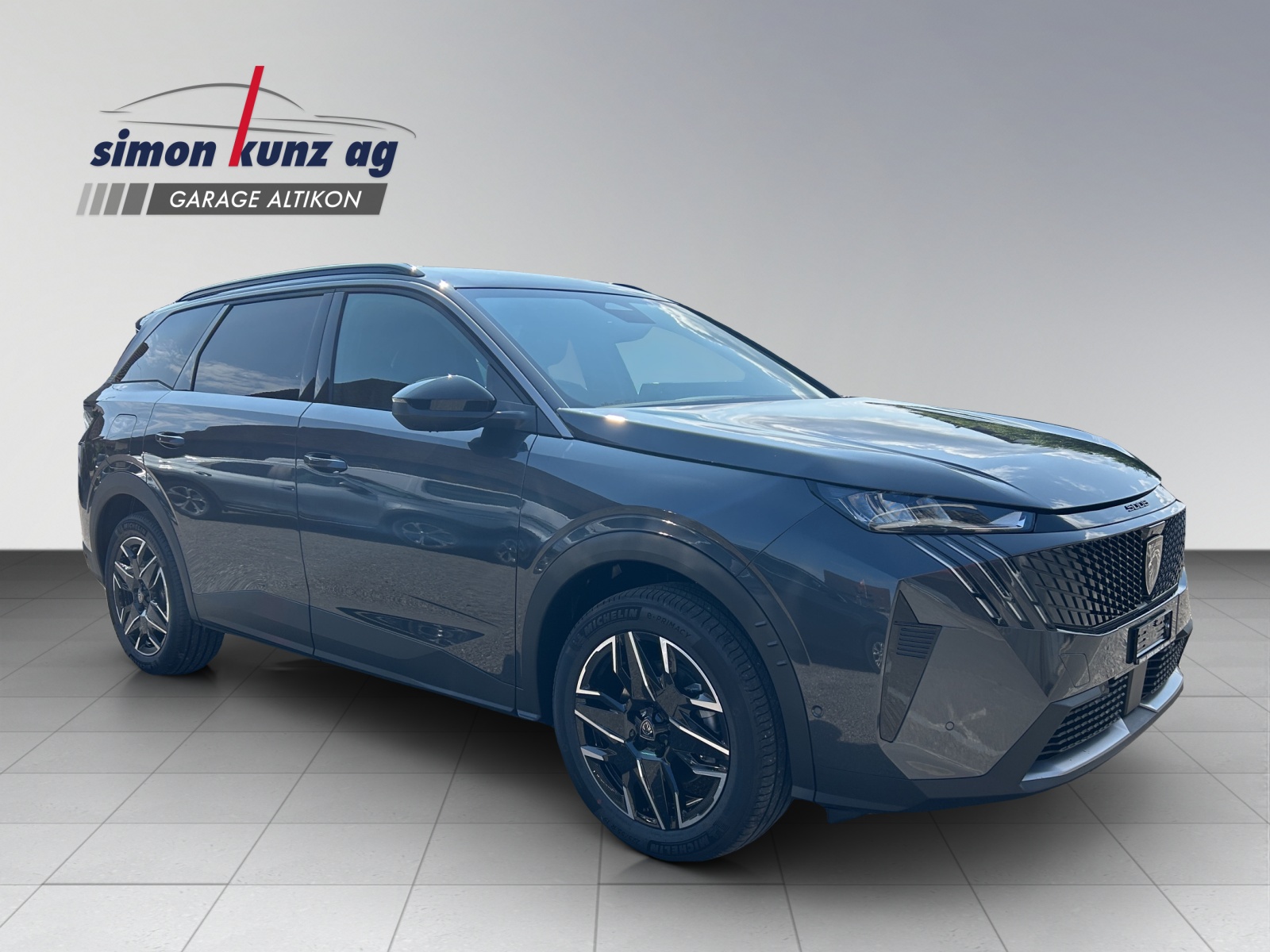 PEUGEOT 5008 1.2 Hybrid Allure Premium-image-7