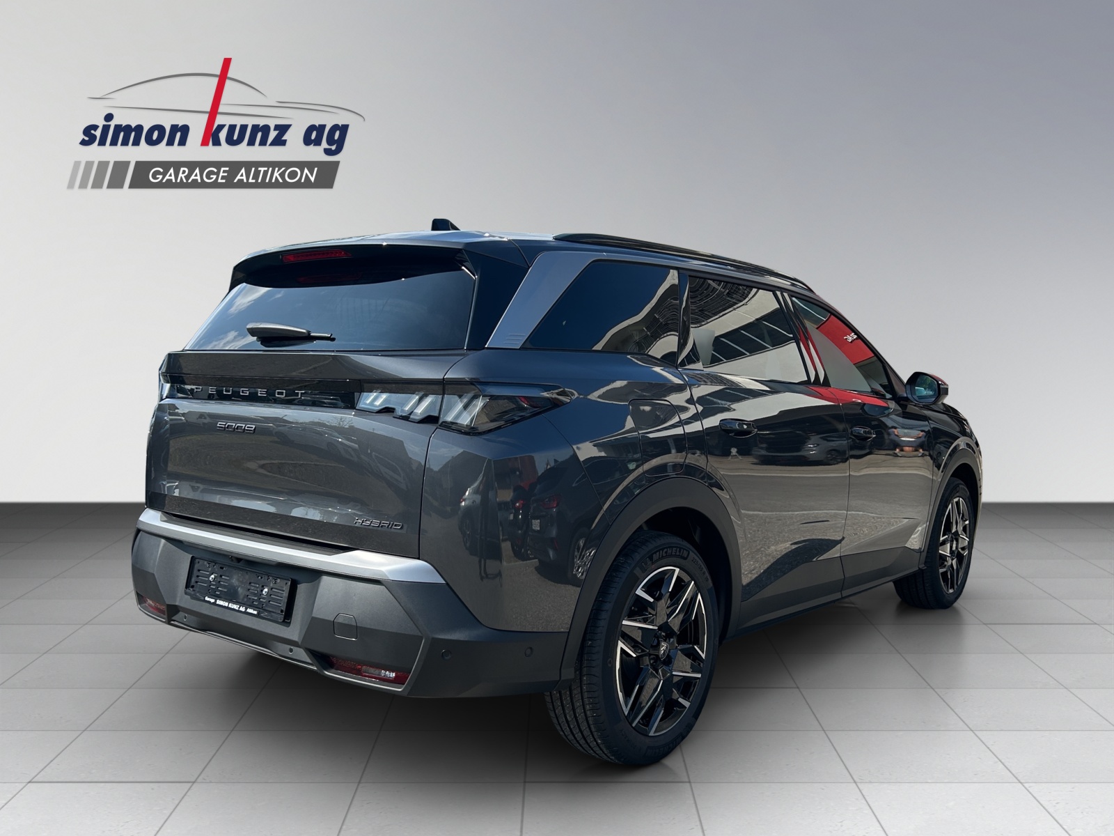 PEUGEOT 5008 1.2 Hybrid Allure Premium-image-5