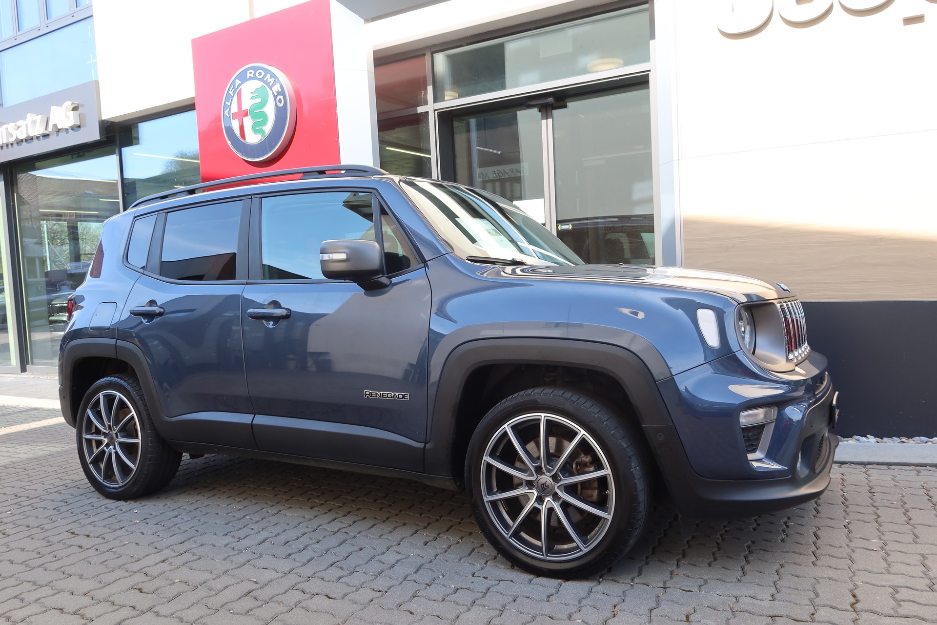 JEEP Renegade 1.3 PHEV LimiAWD-image-1