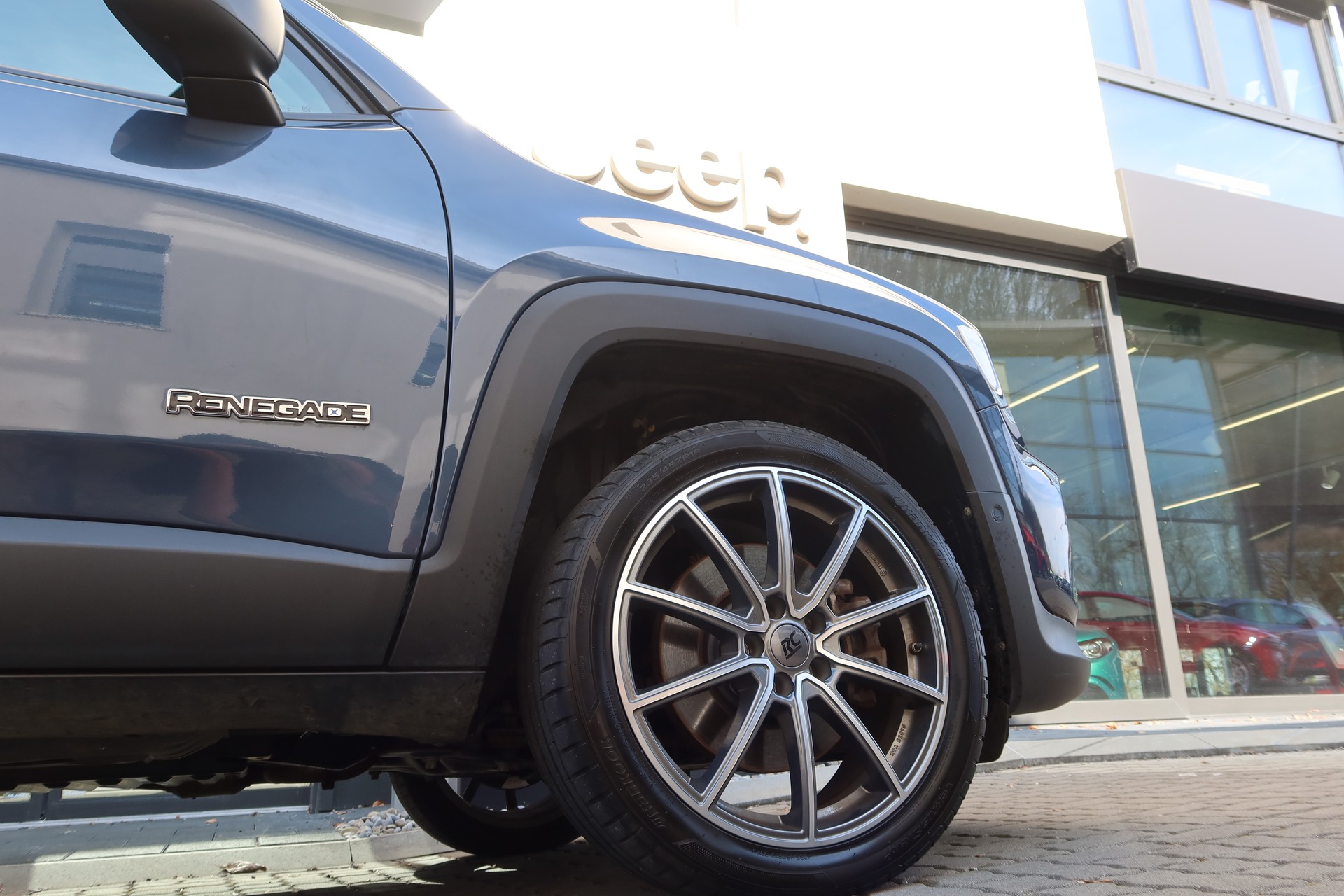 JEEP Renegade 1.3 PHEV LimiAWD-image-5