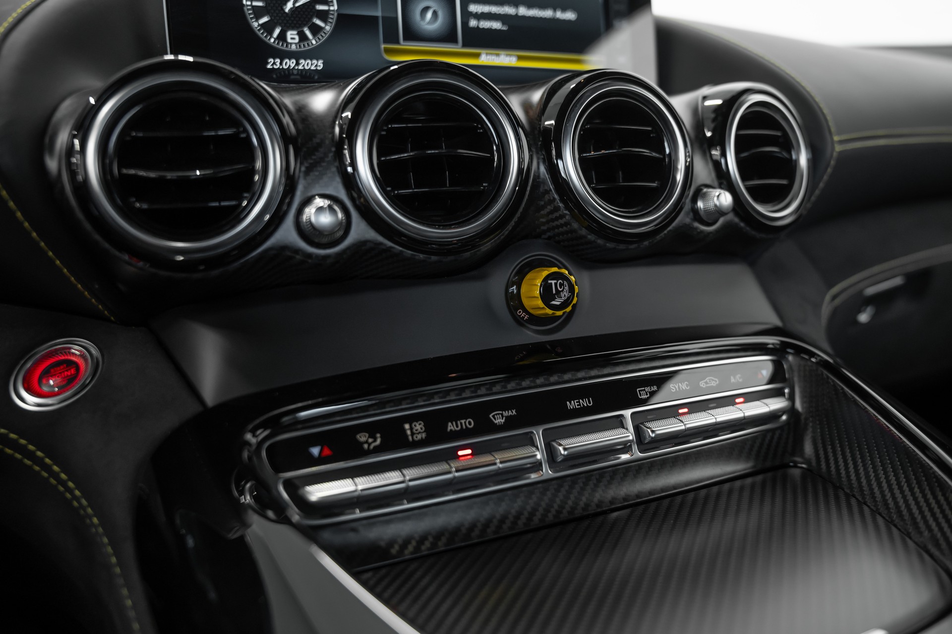 MERCEDES-BENZ AMG GT R Speedshift DCT-image-24