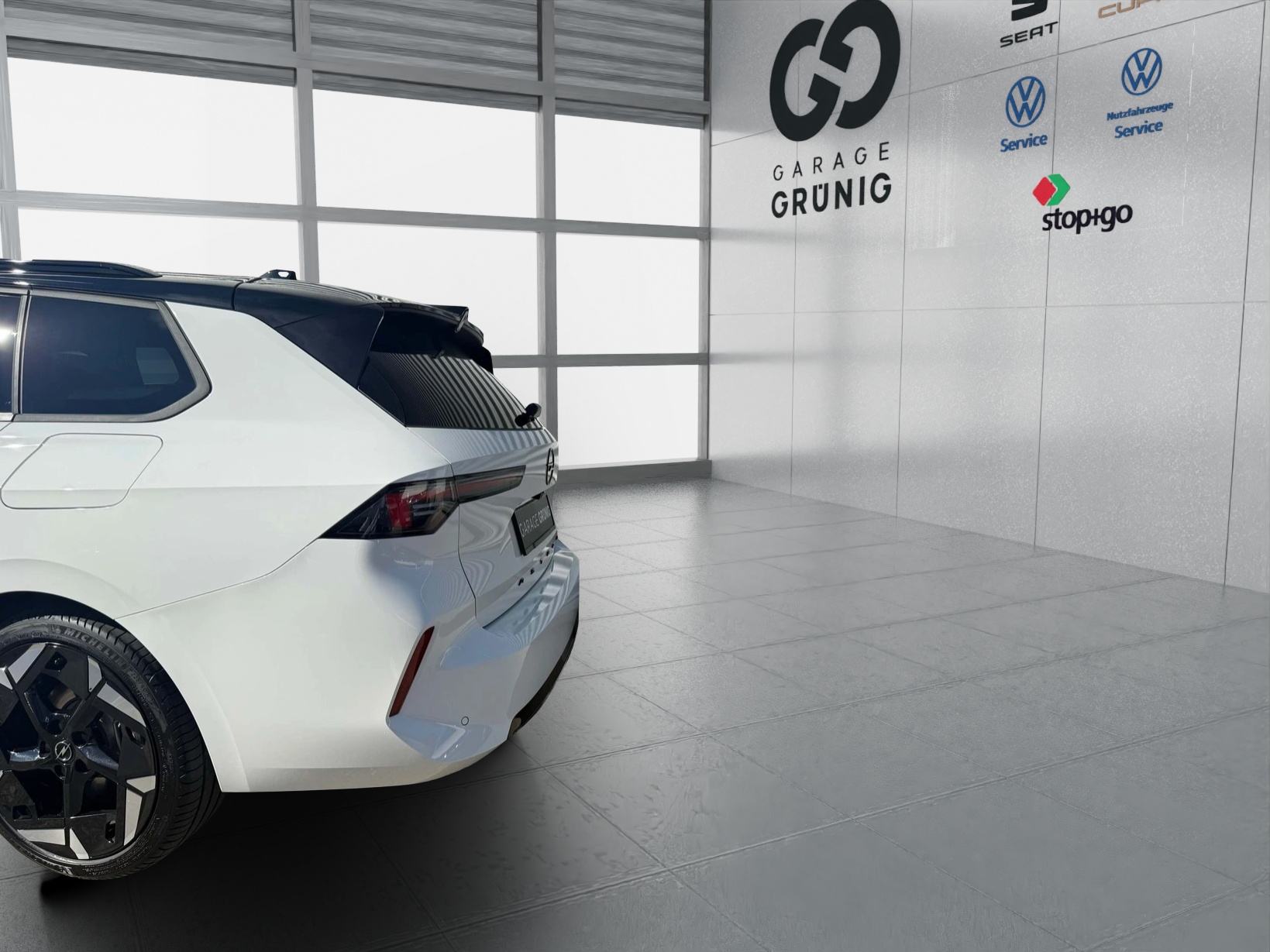 OPEL Astra Sports Tourer 1.6 PHEV Turbo GSe-image-3