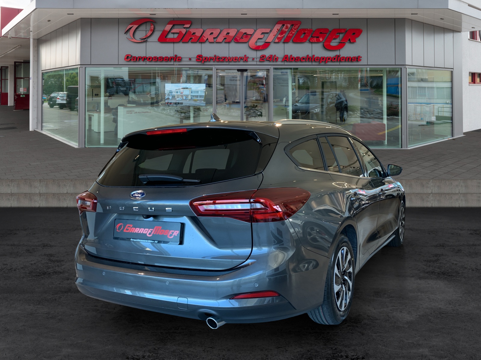FORD Focus Station Wagon 1.0i EcoB Hybrid 155 Titanium-image-4