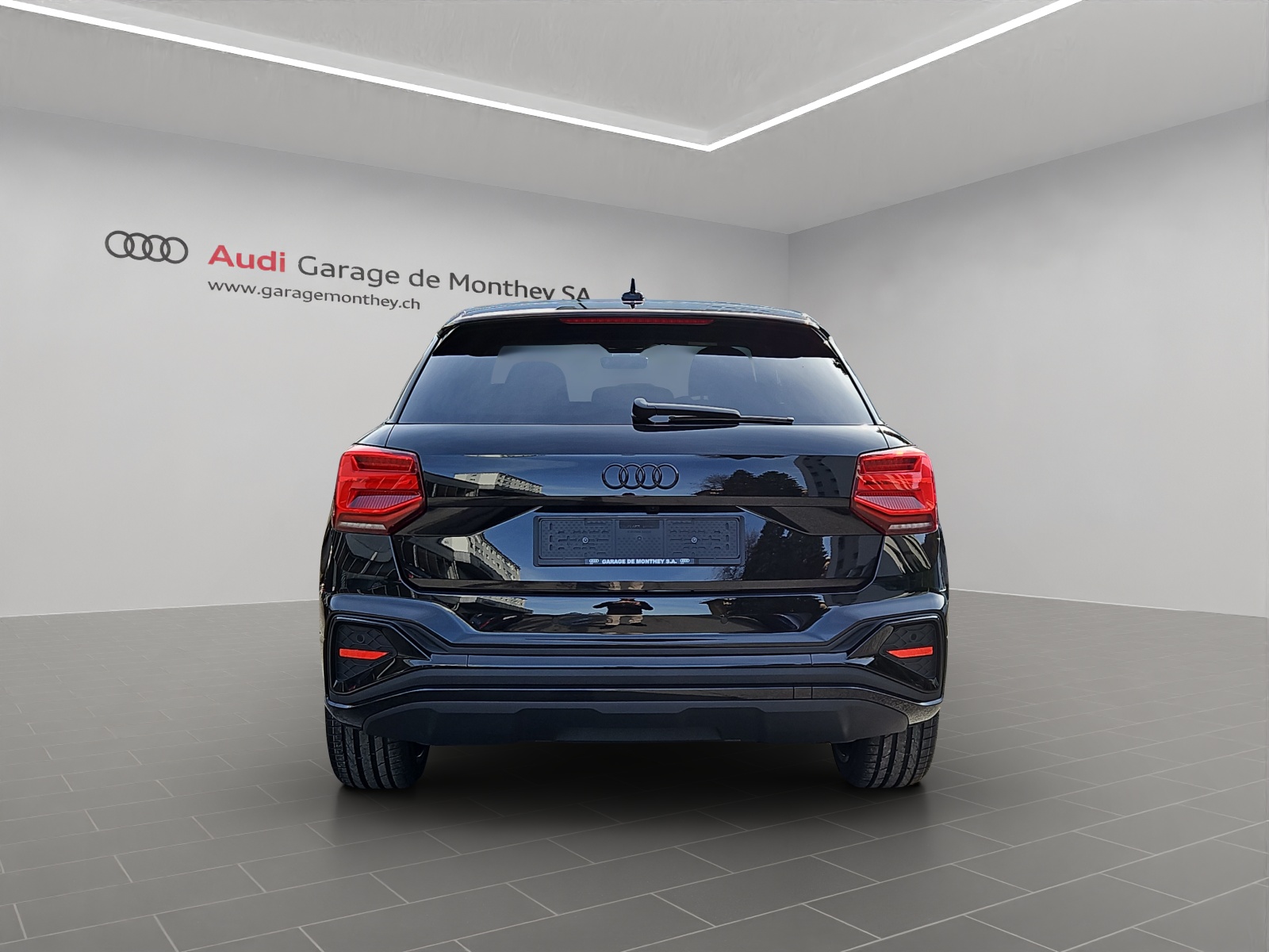 AUDI Q2 35 TFSI S line S-tronic-image-2