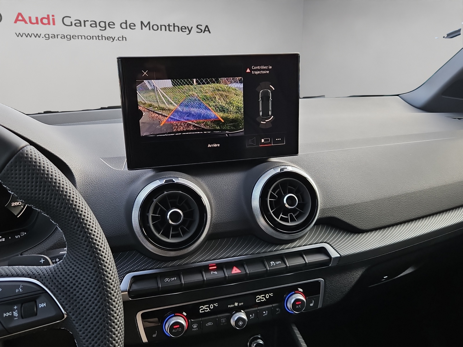 AUDI Q2 35 TFSI S line S-tronic-image-8