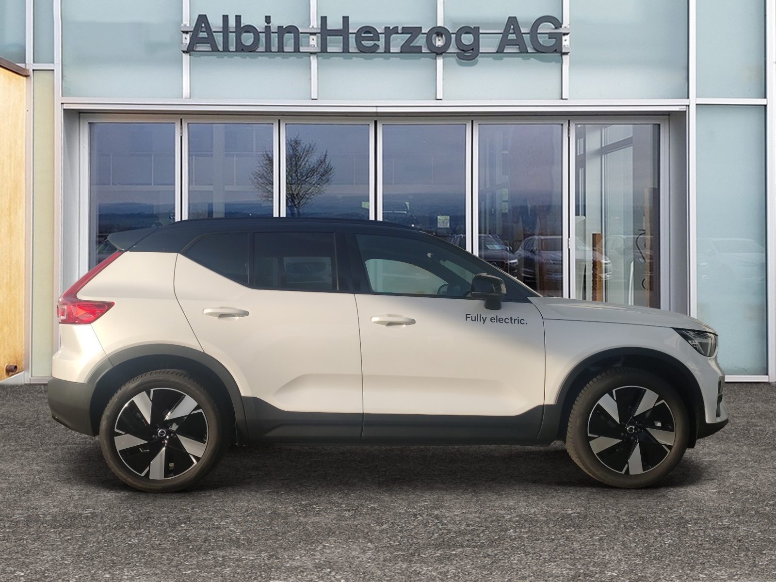 VOLVO XC40 E60 Core-image-4