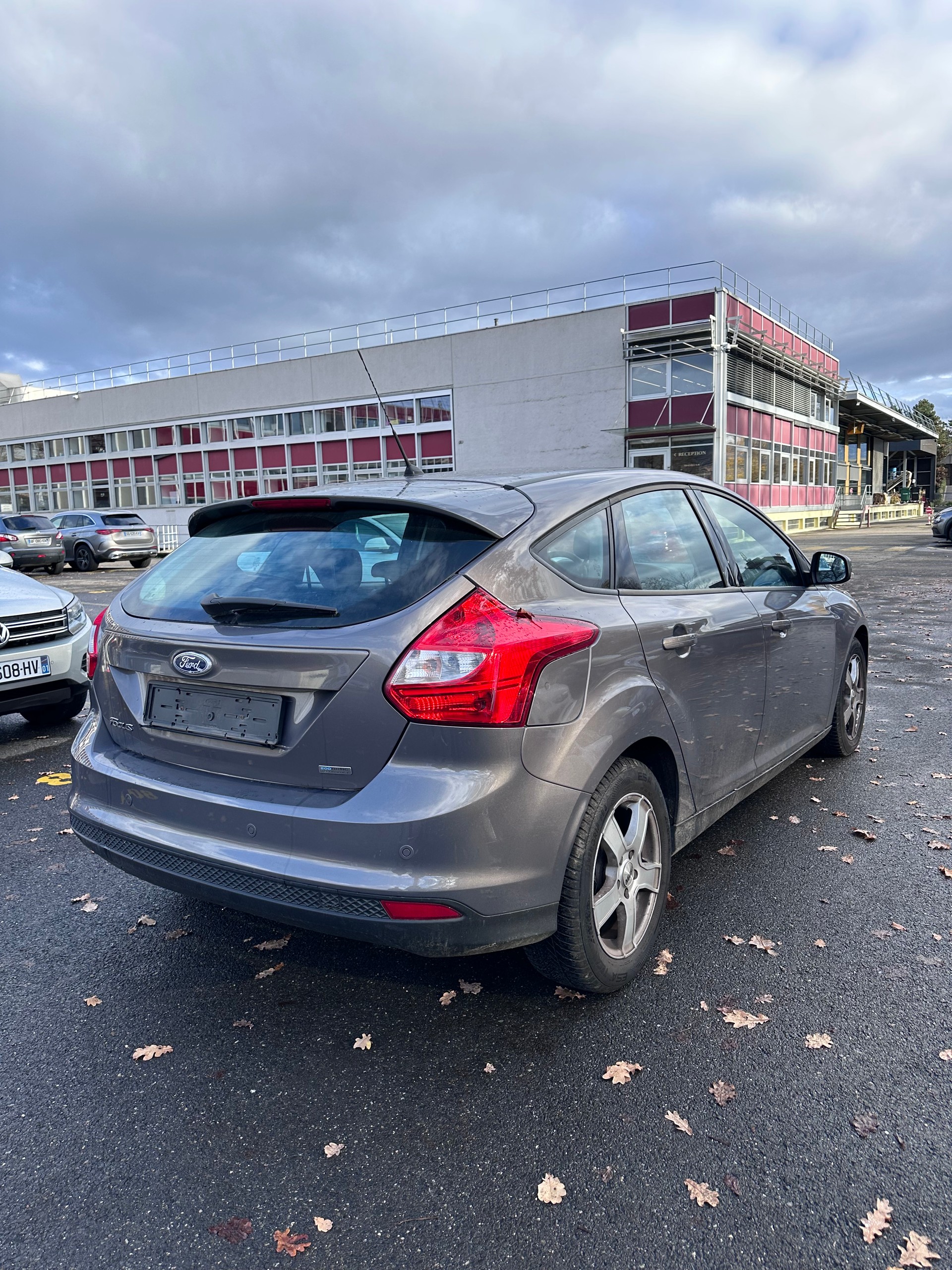 FORD Focus 1.0 SCTi Titanium-image-3