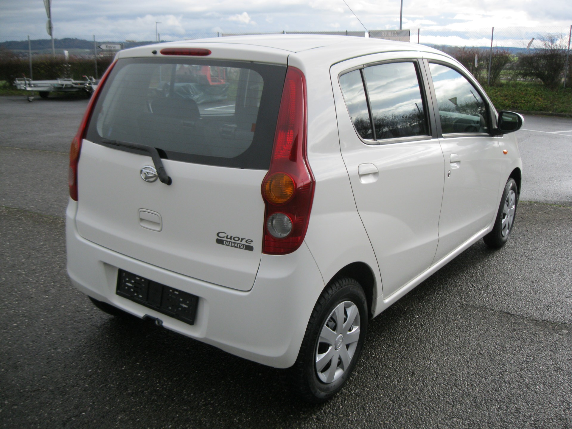DAIHATSU Cuore 1.0-image-1